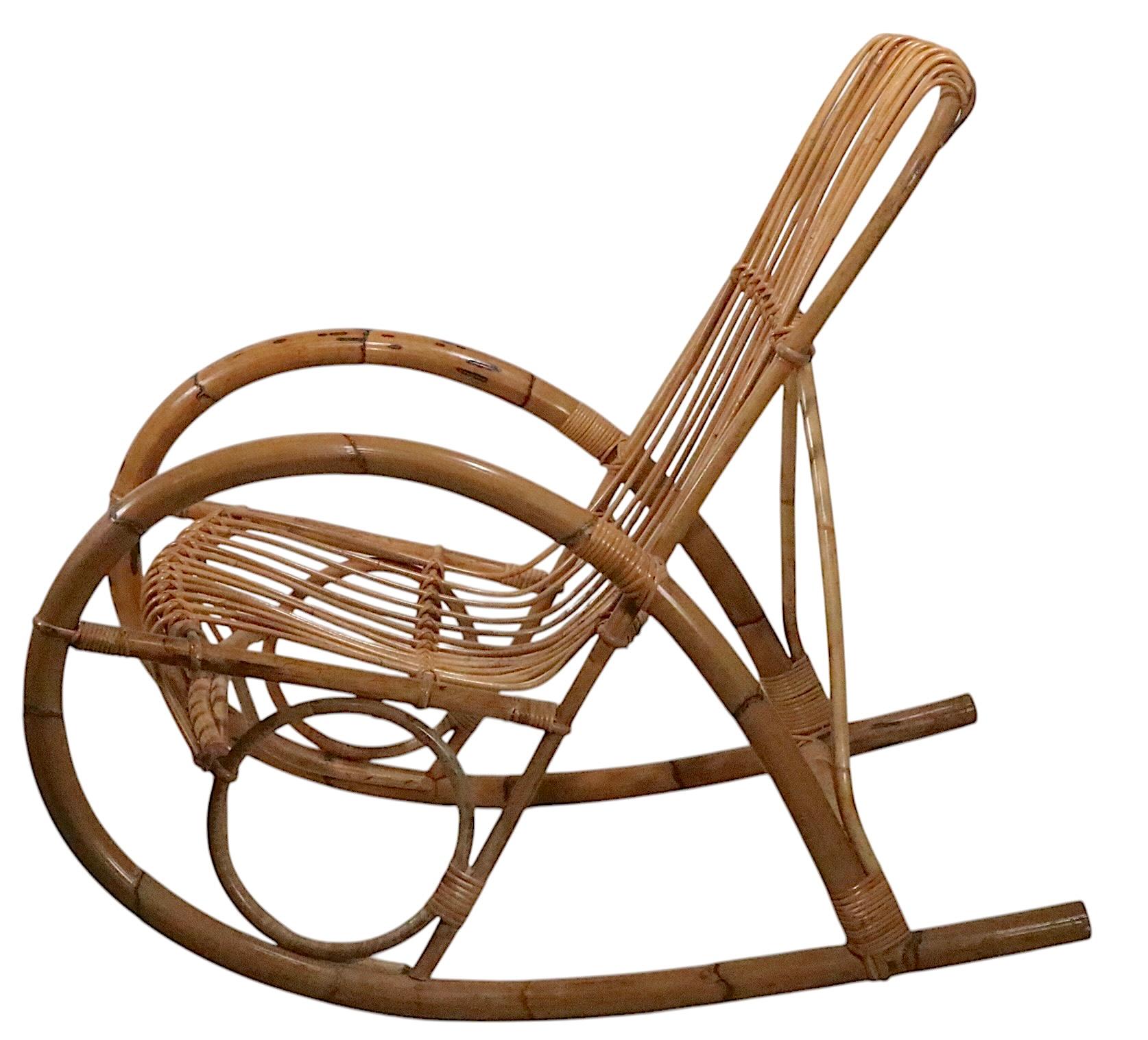 Sedia a dondolo in bambù attribuita a Franco Albini in vendita 2