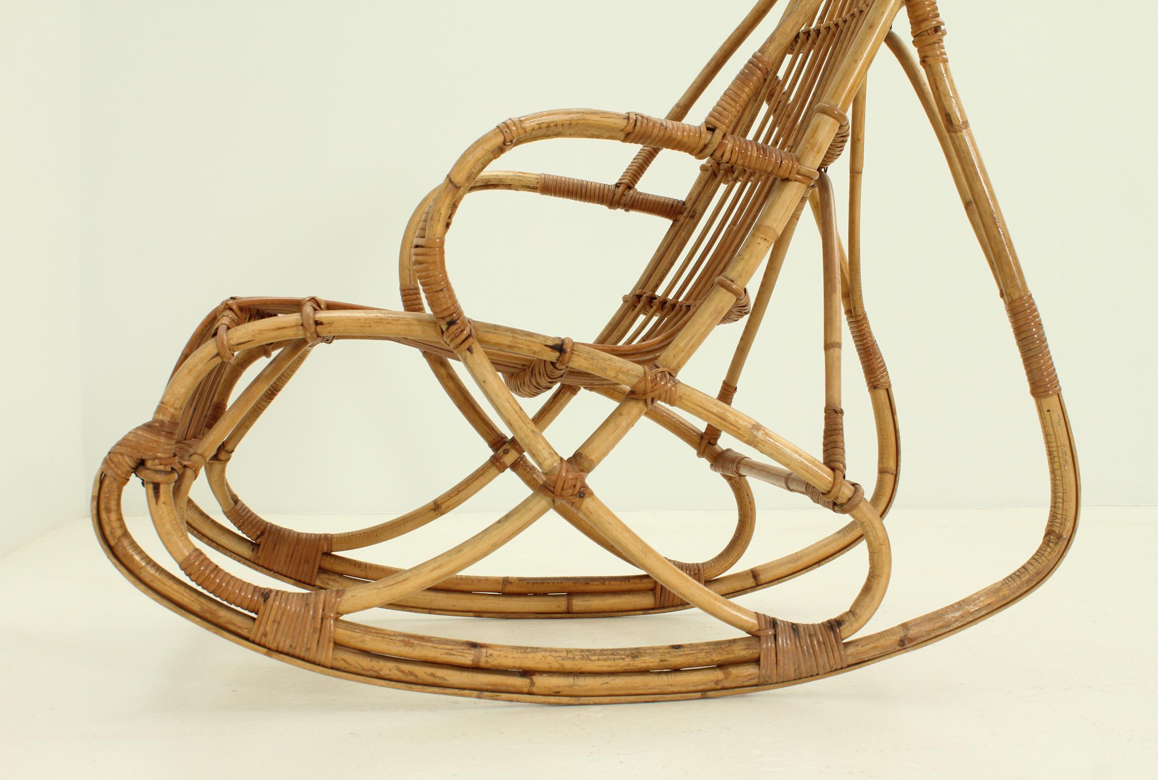 Bamboo Rocking Chair, Spain, 1960's In Good Condition For Sale In Barcelona, ES