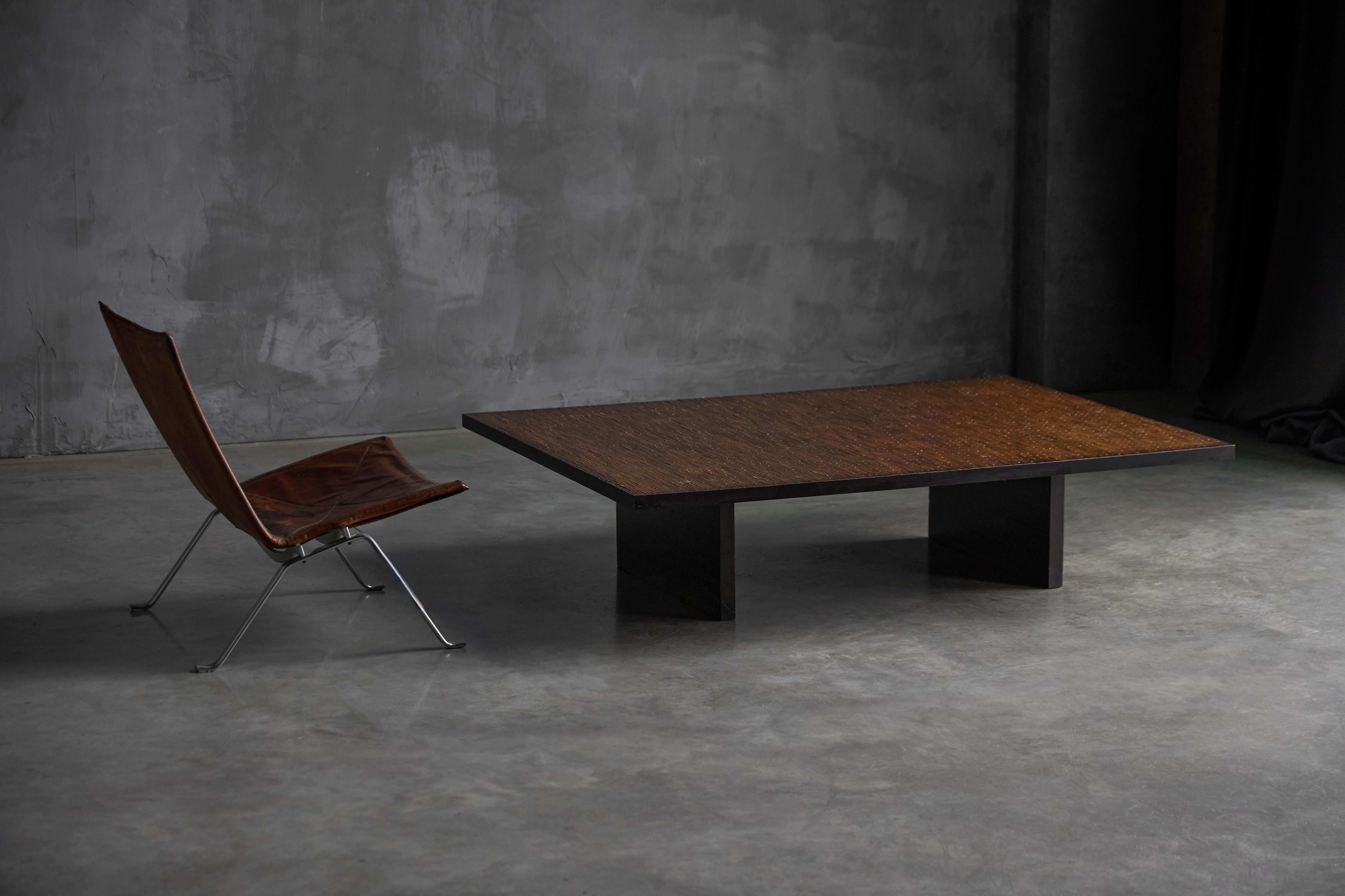 Table basse à plateau en bambou par Axel Vervoordt, Belgique, années 1980 en vente 1