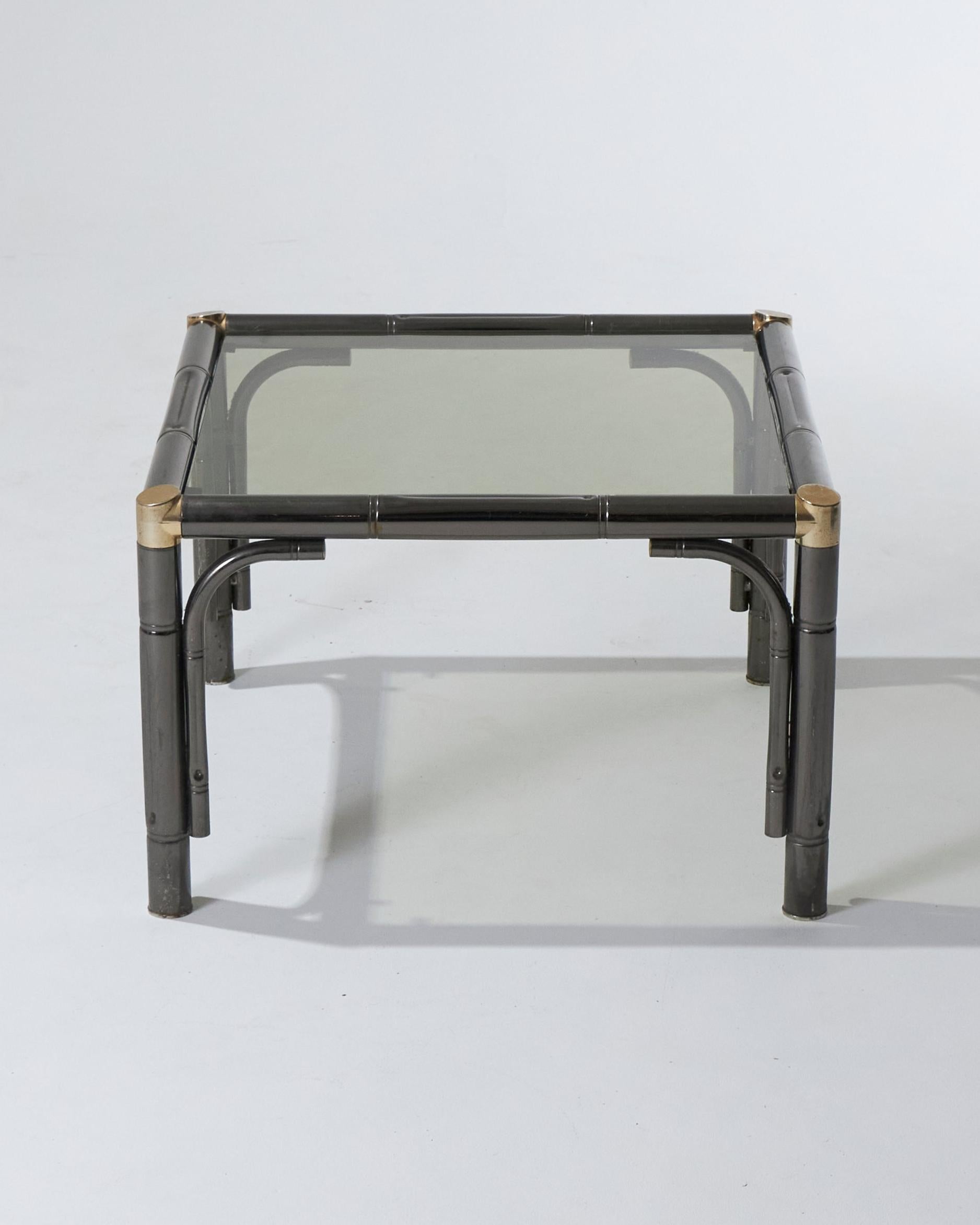 Mesa de centro estilo bambú en metal y cristal, años 80 en Bueno estado para la venta en PARIS, FR