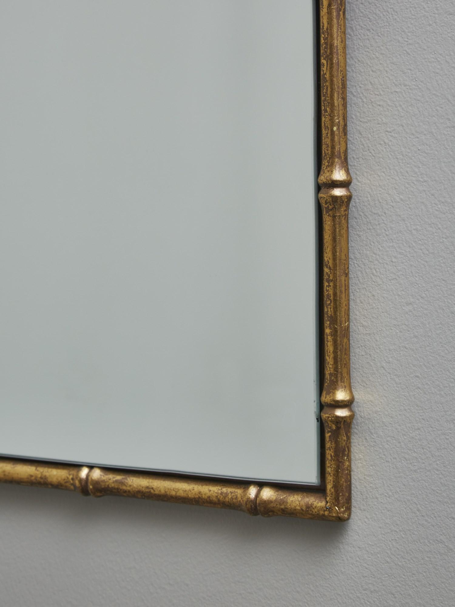 Pair of mirrors with frame in gilt 