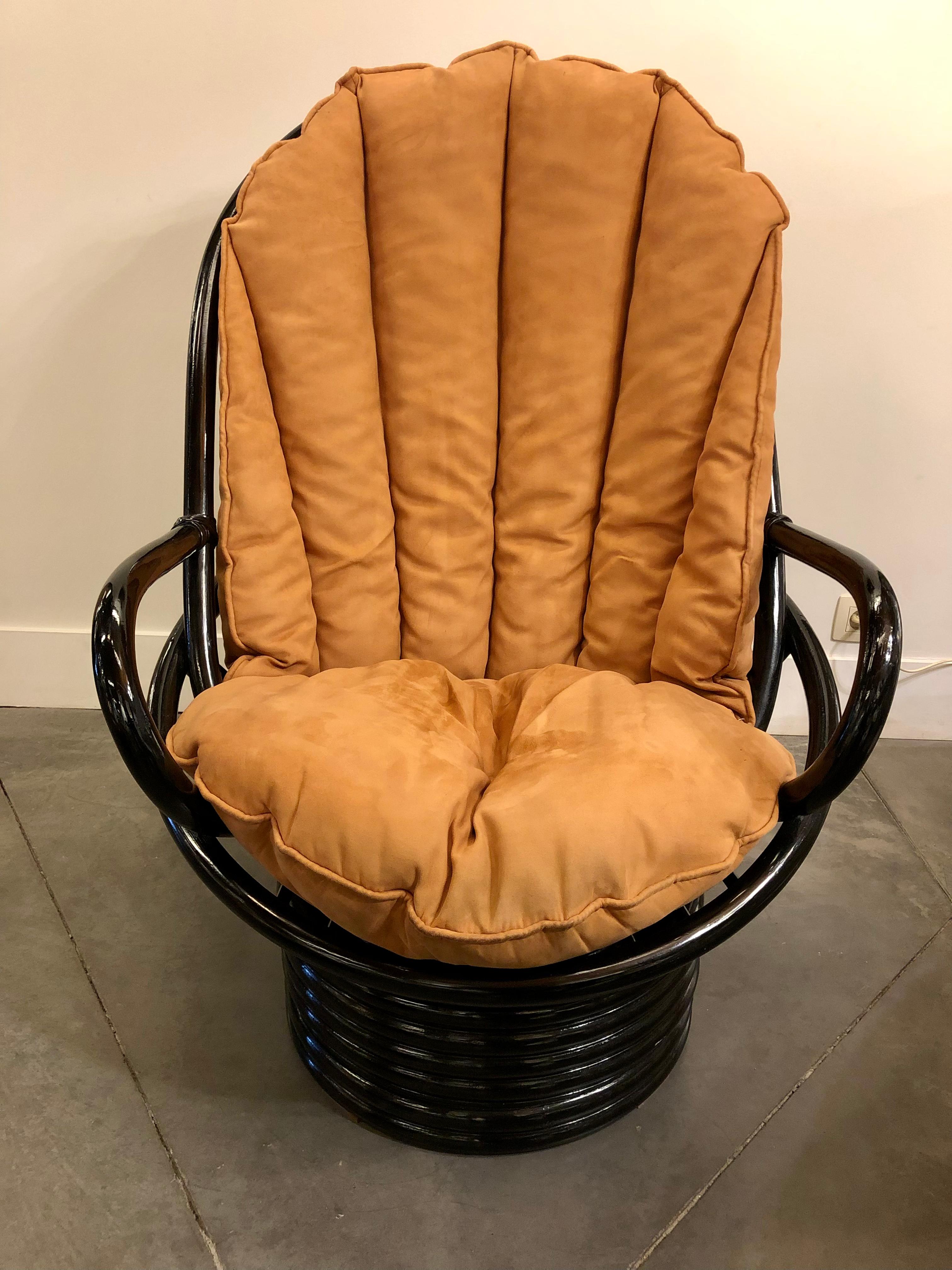 Mid-Century Modern Bamboo Swivel Lounge Chair 1970 For Sale