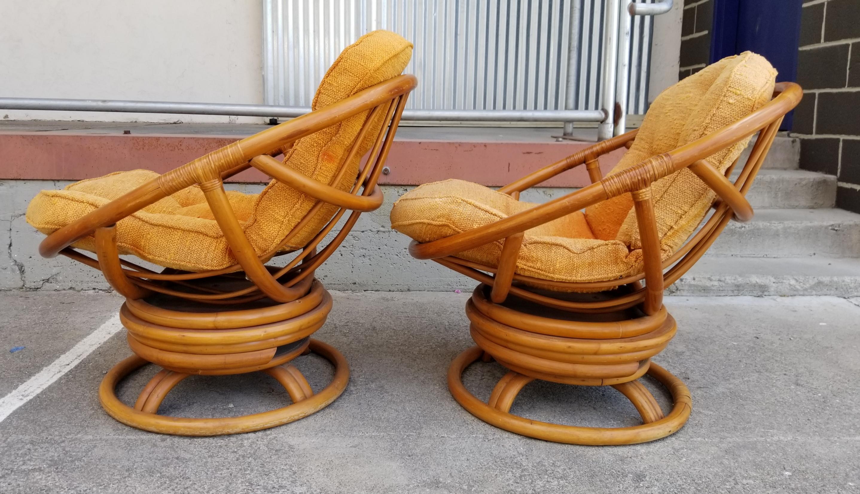 Bamboo Swivel Lounge Chairs, 1970's In Good Condition In Fulton, CA