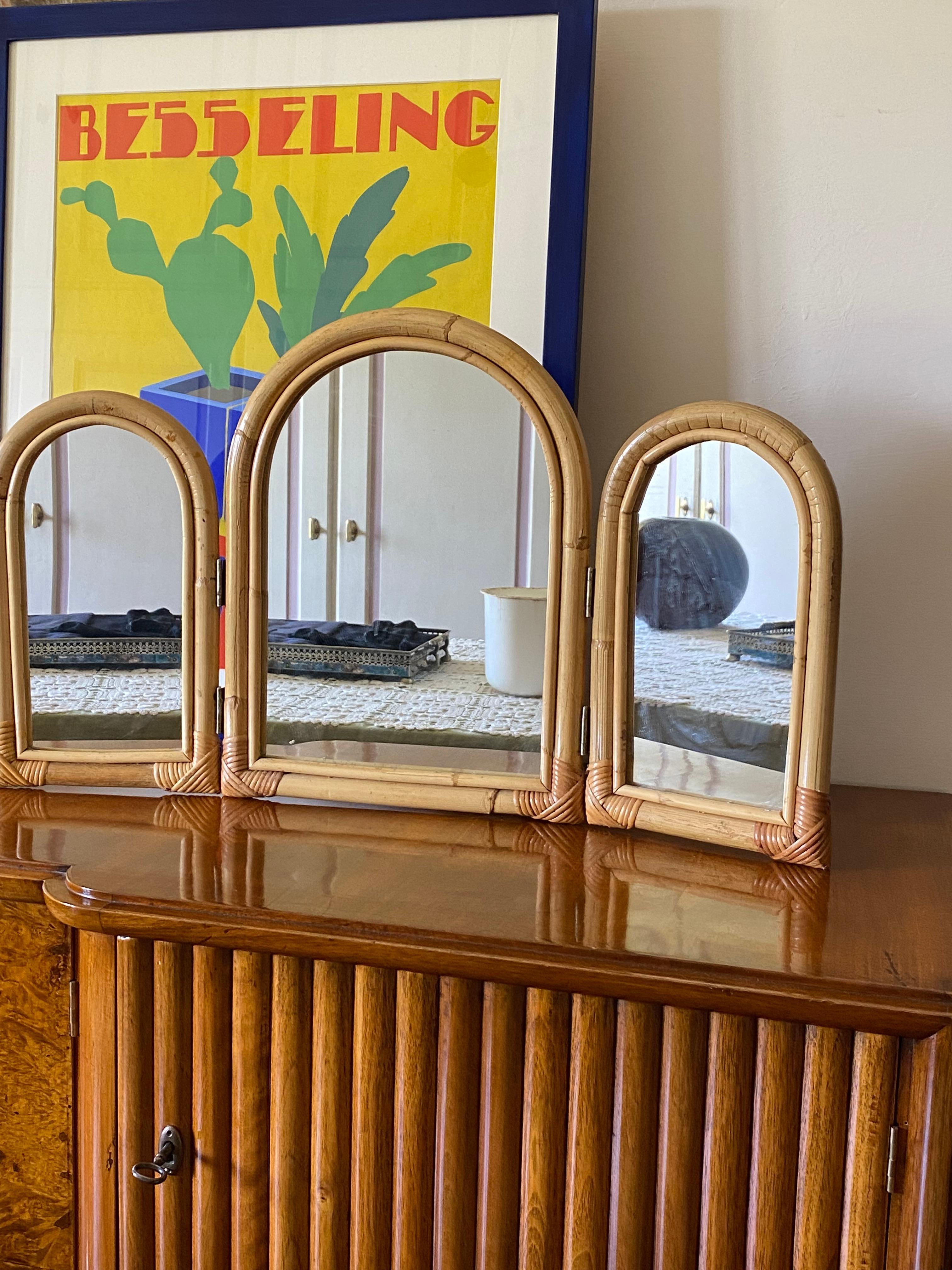 Mid-20th Century Miroir de table à trois rabats en bambou, Italie, années 1960 en vente