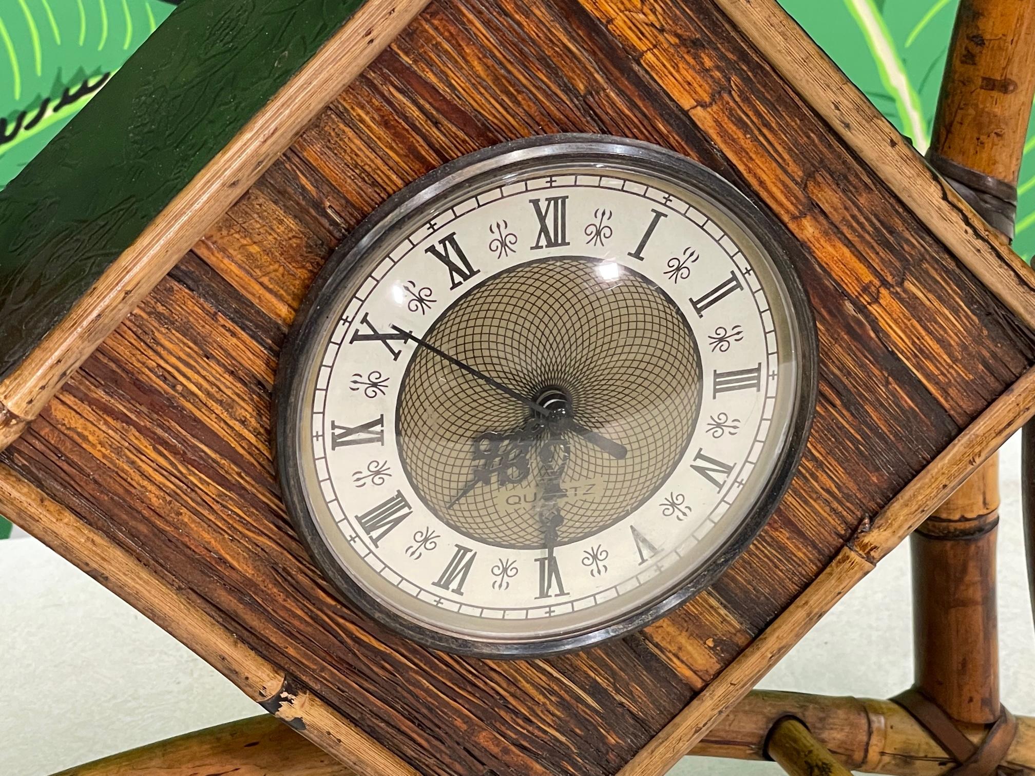 Bamboo Tiki Style Desk or Wall Clock In Good Condition For Sale In Jacksonville, FL