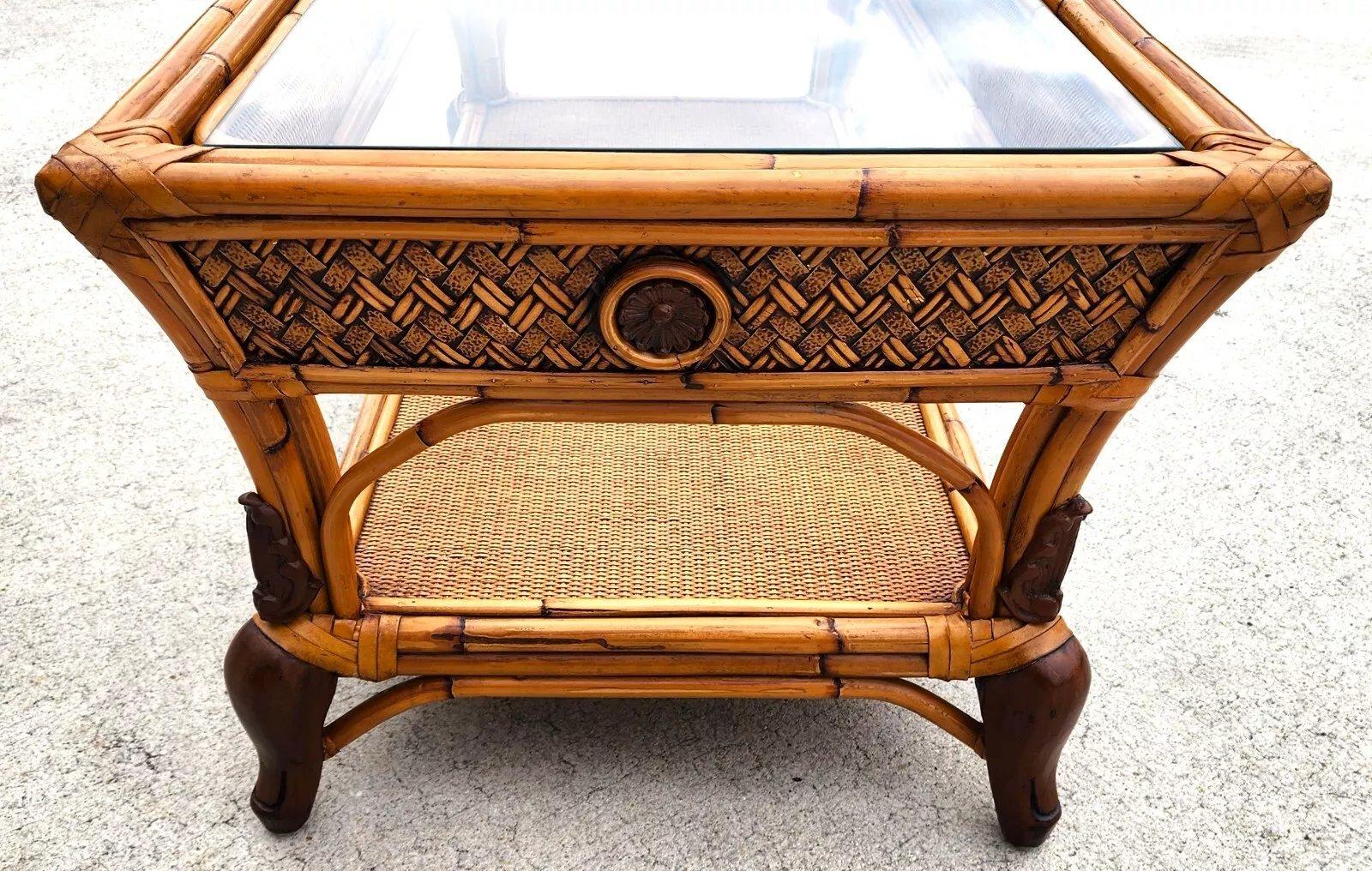 Table basse en osier de bambou en vente 6