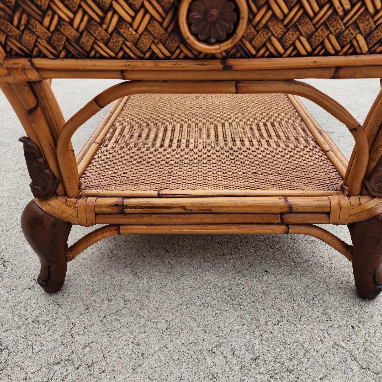 Table basse en osier de bambou en vente 9