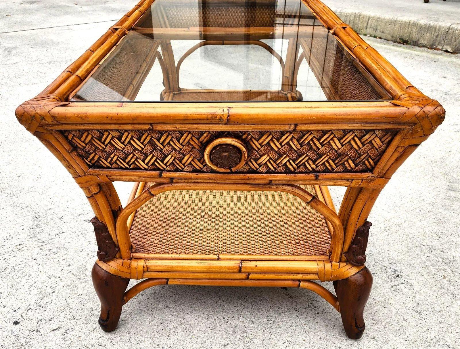Table basse en osier de bambou en vente 2