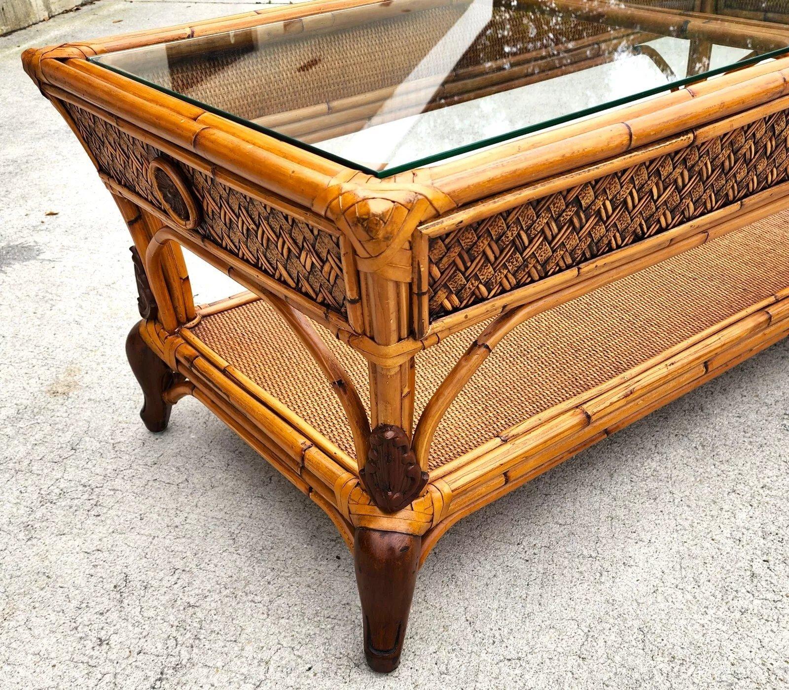 Table basse en osier de bambou en vente 4