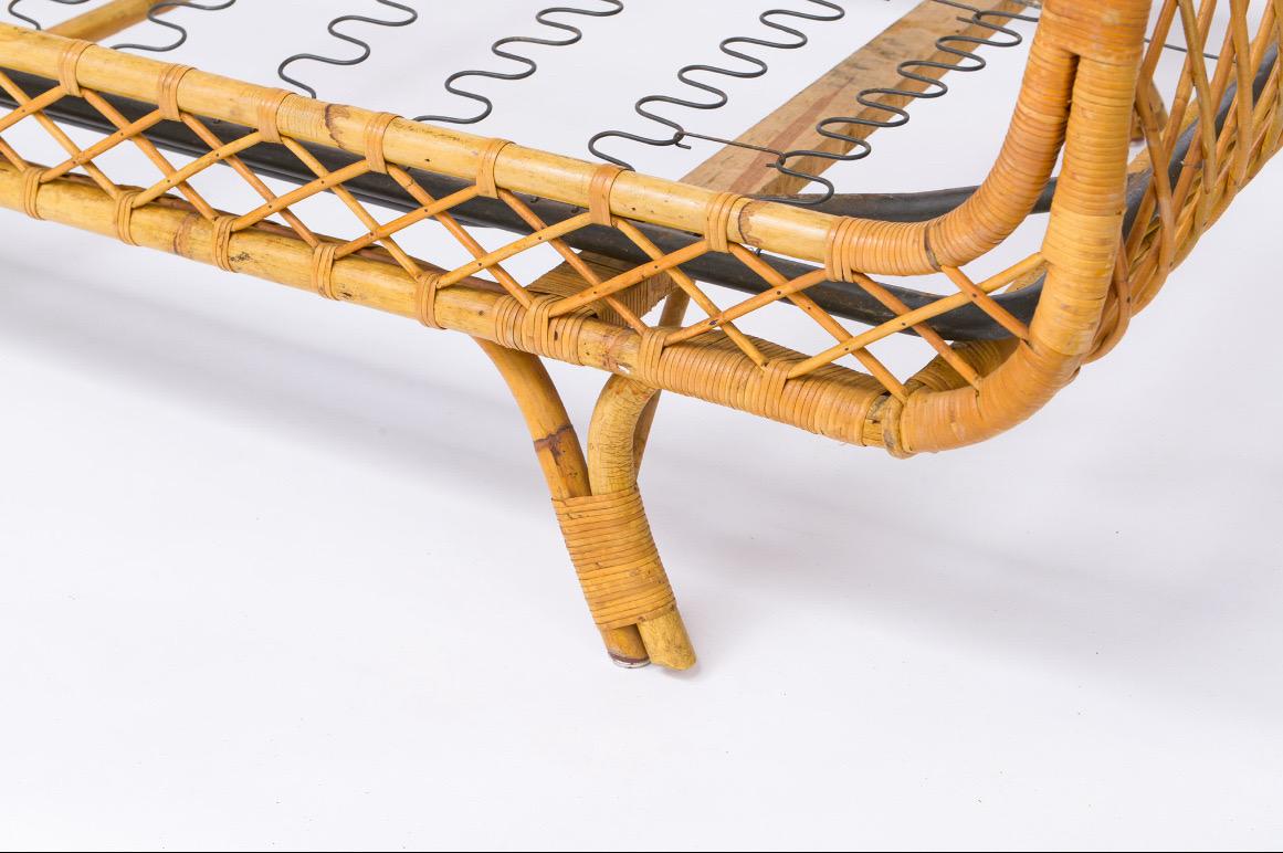 Bamboo Wicker French Mid Century Pair of Beds/Daybeds For Sale 2