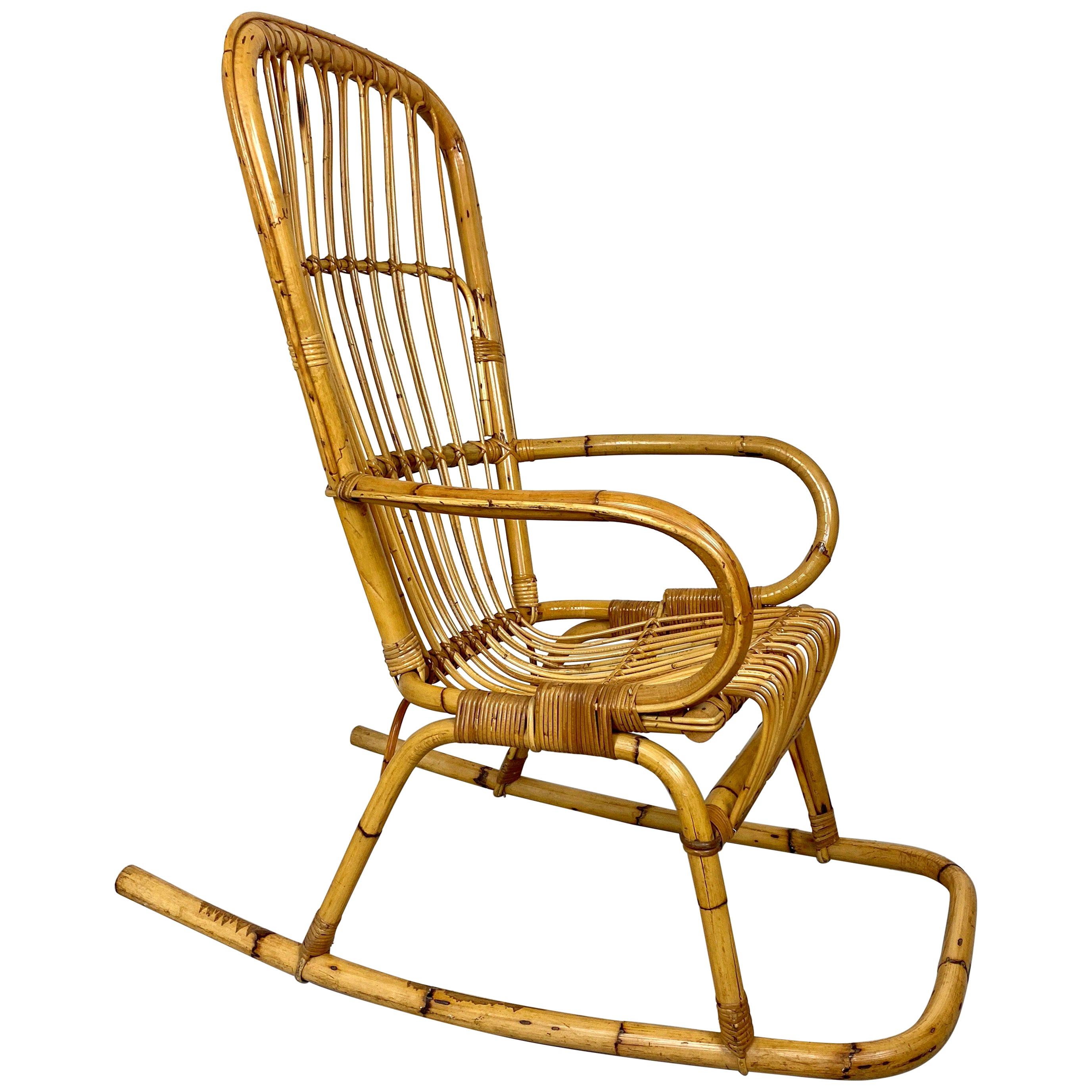 Chaise à bascule en osier de bambou, Italie, années 1960