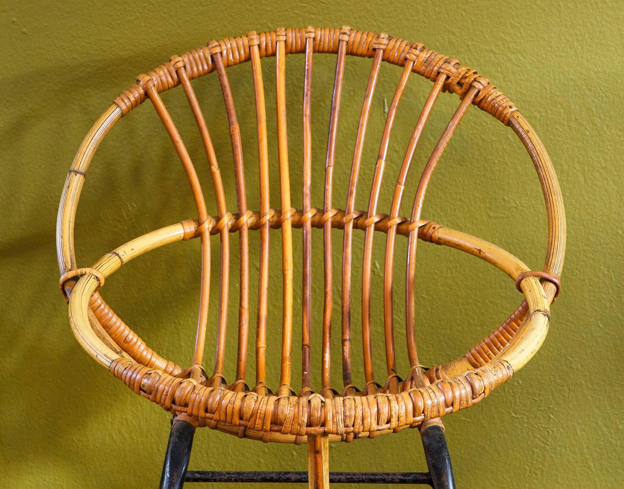 rattan chair metal legs