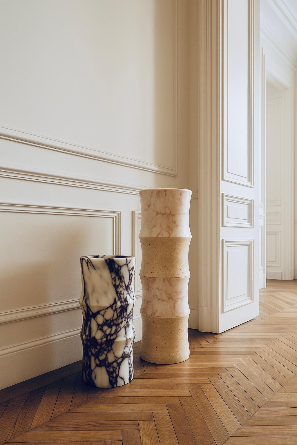 XXIe siècle et contemporain Vase Bambou Nakano Flor en marbre Calacatta Viola - Studio Gaïa en vente