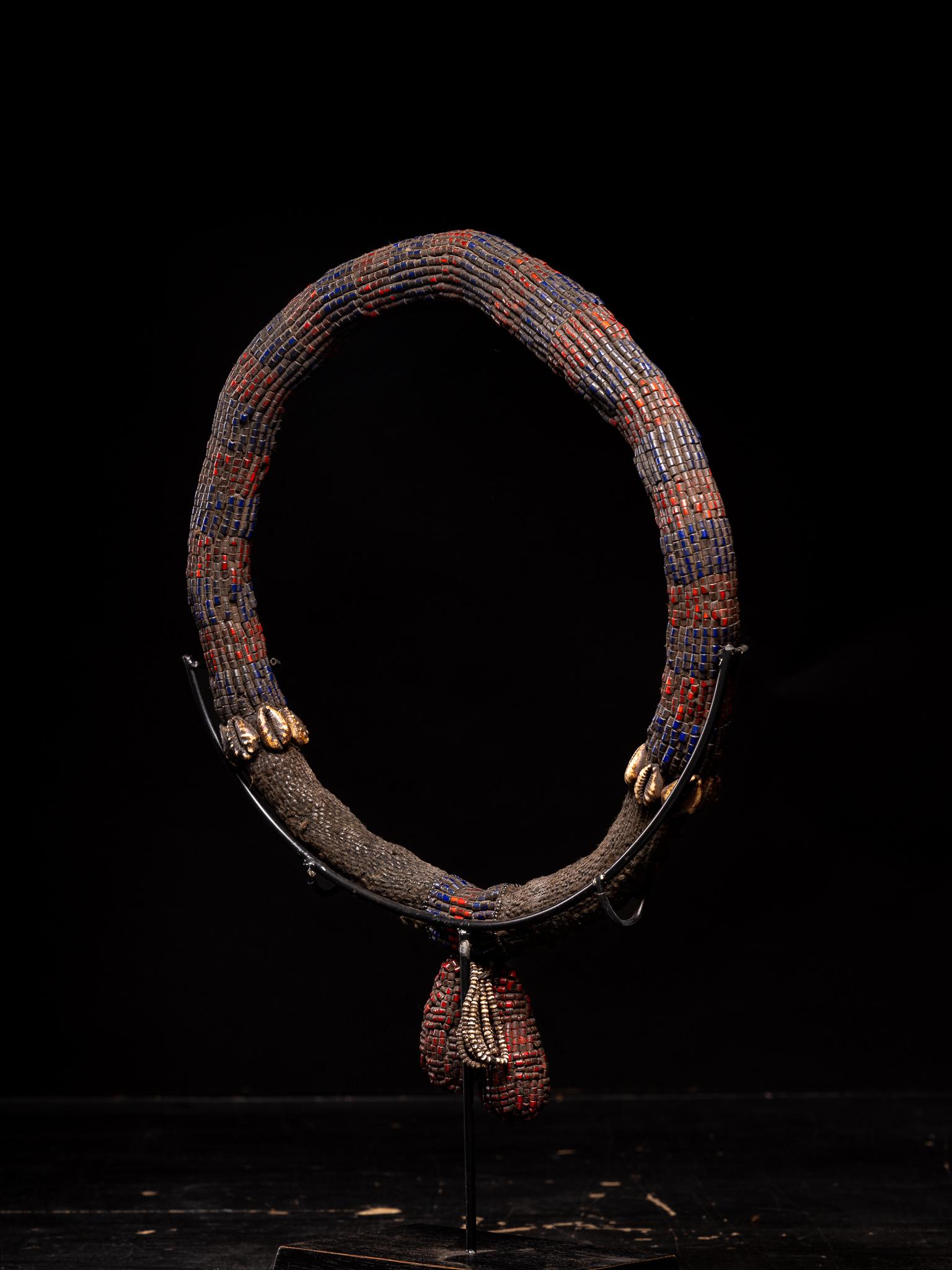 Bamileke Perlenhalsband oder Torque (20. Jahrhundert) im Angebot