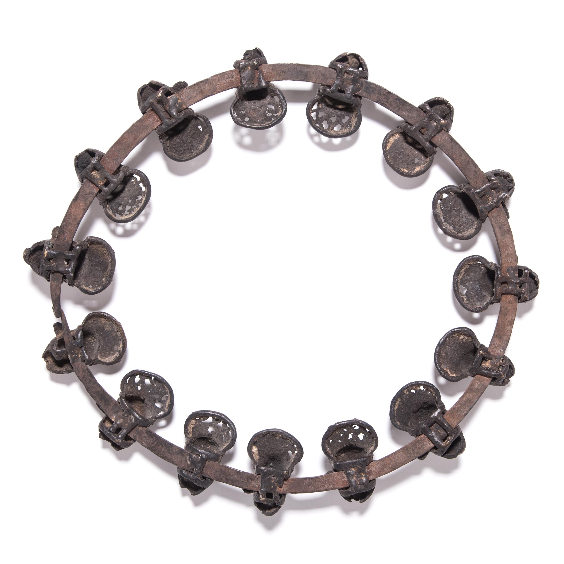 Halskette aus Kupfer von Bamun im Zustand „Gut“ im Angebot in Chicago, IL