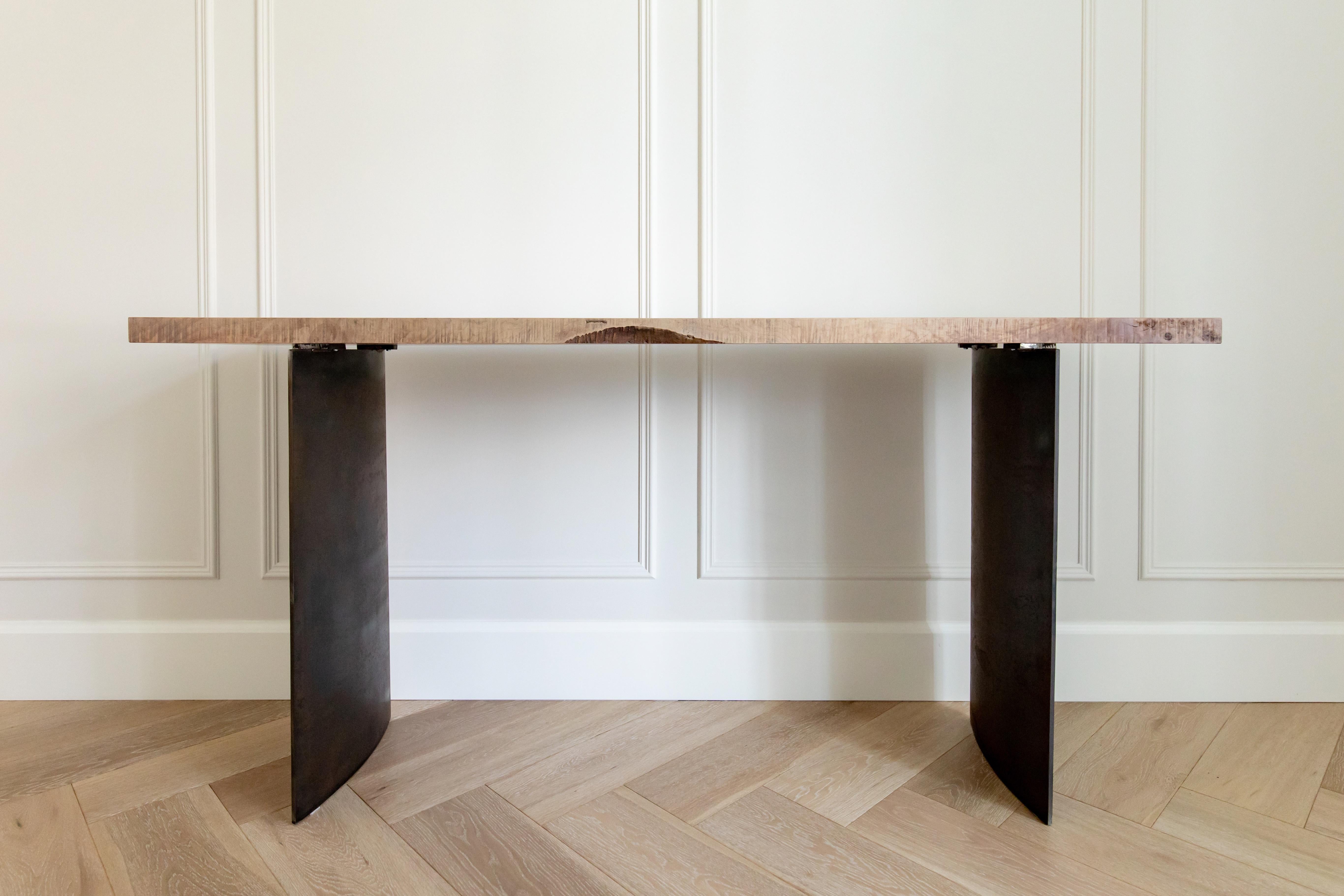Konsole aus Ban-Holz mit geschwungenen Stahlbeinen von Autonomous Furniture im Angebot 8
