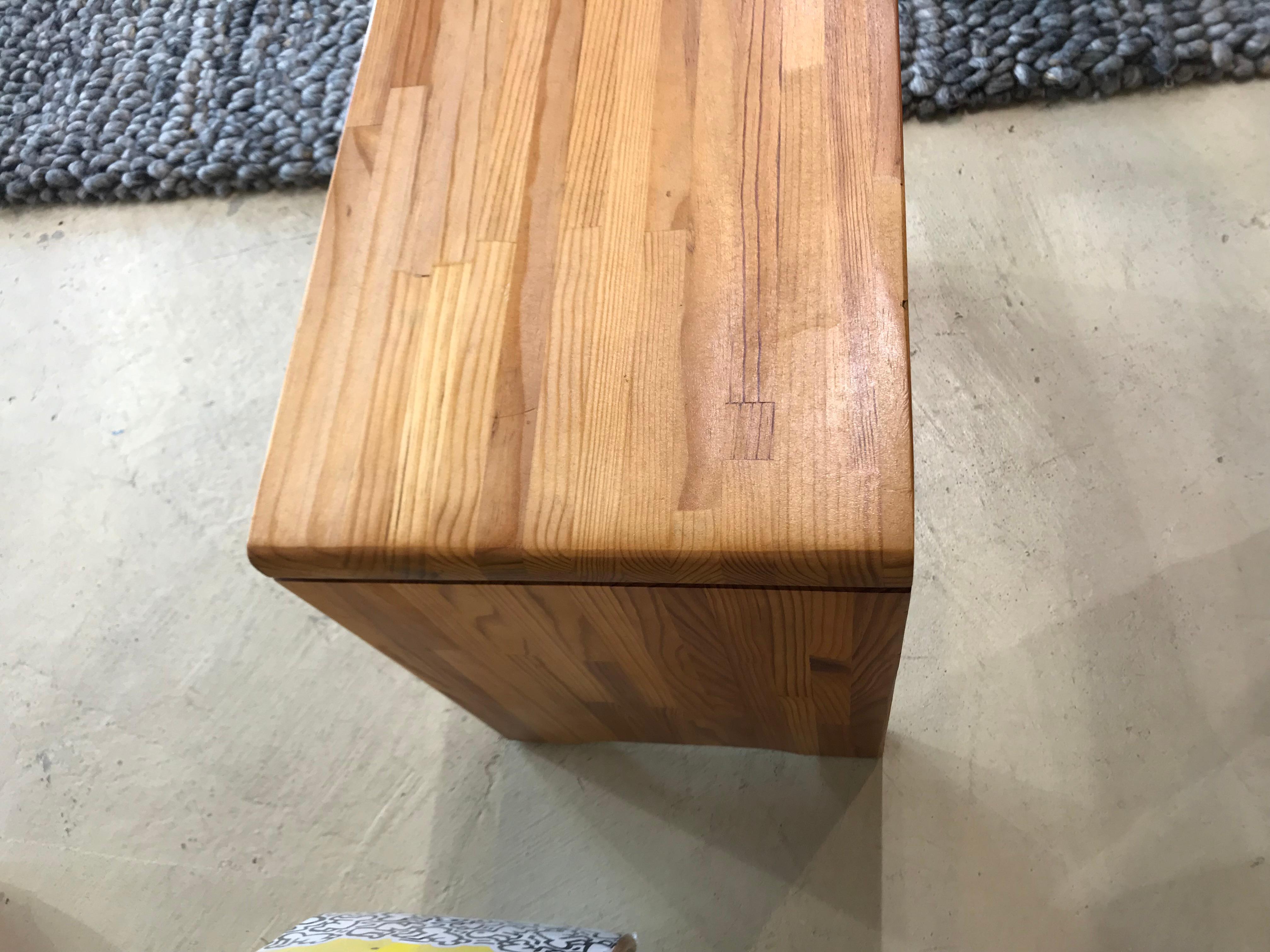 Banc S14 Les Arcs, Charlotte Perriand Excellent état - En vente à Saint Ouen, FR