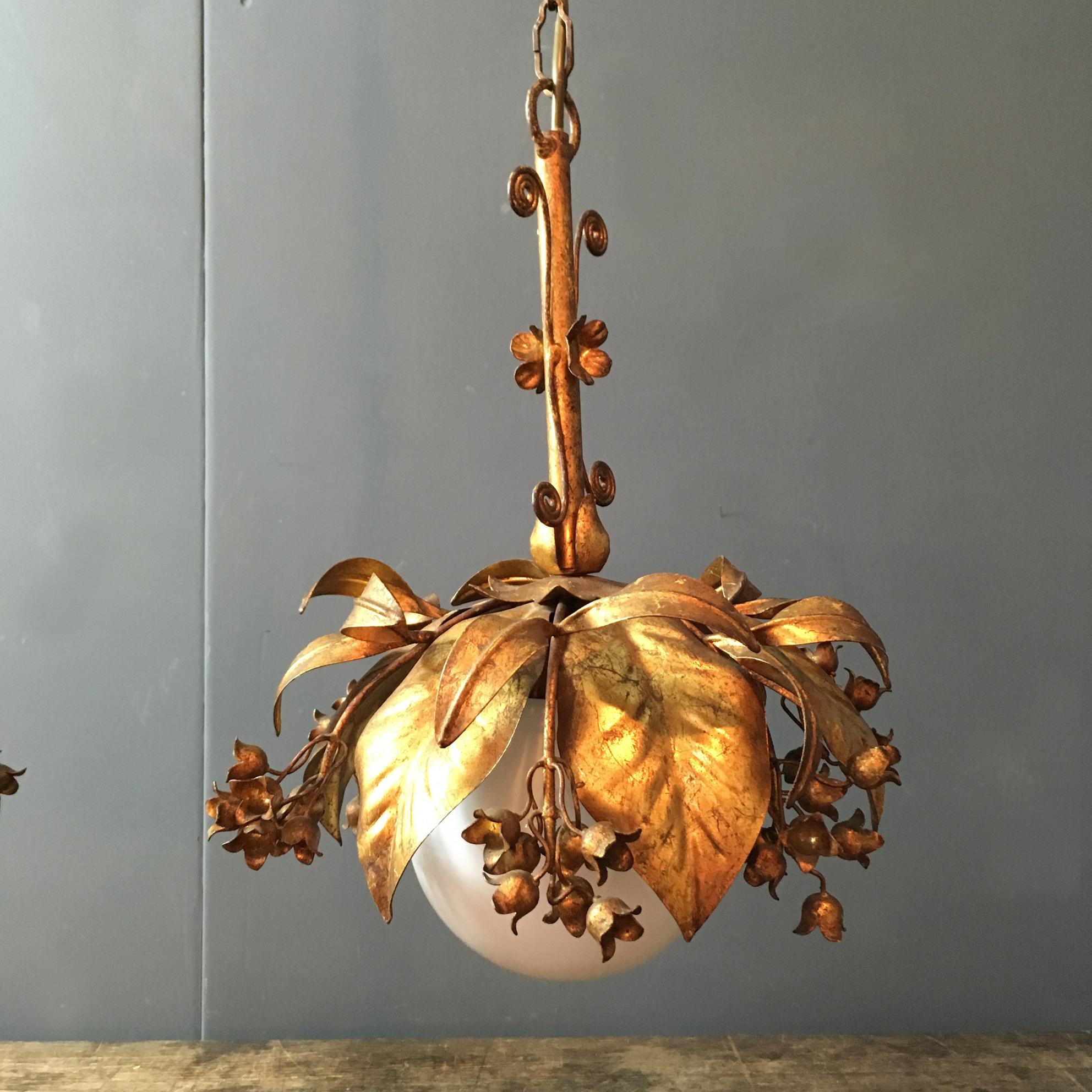 Banci Firenze 1950s Gilt Hanging Globe Pendant Lights In Good Condition In Hastings, GB