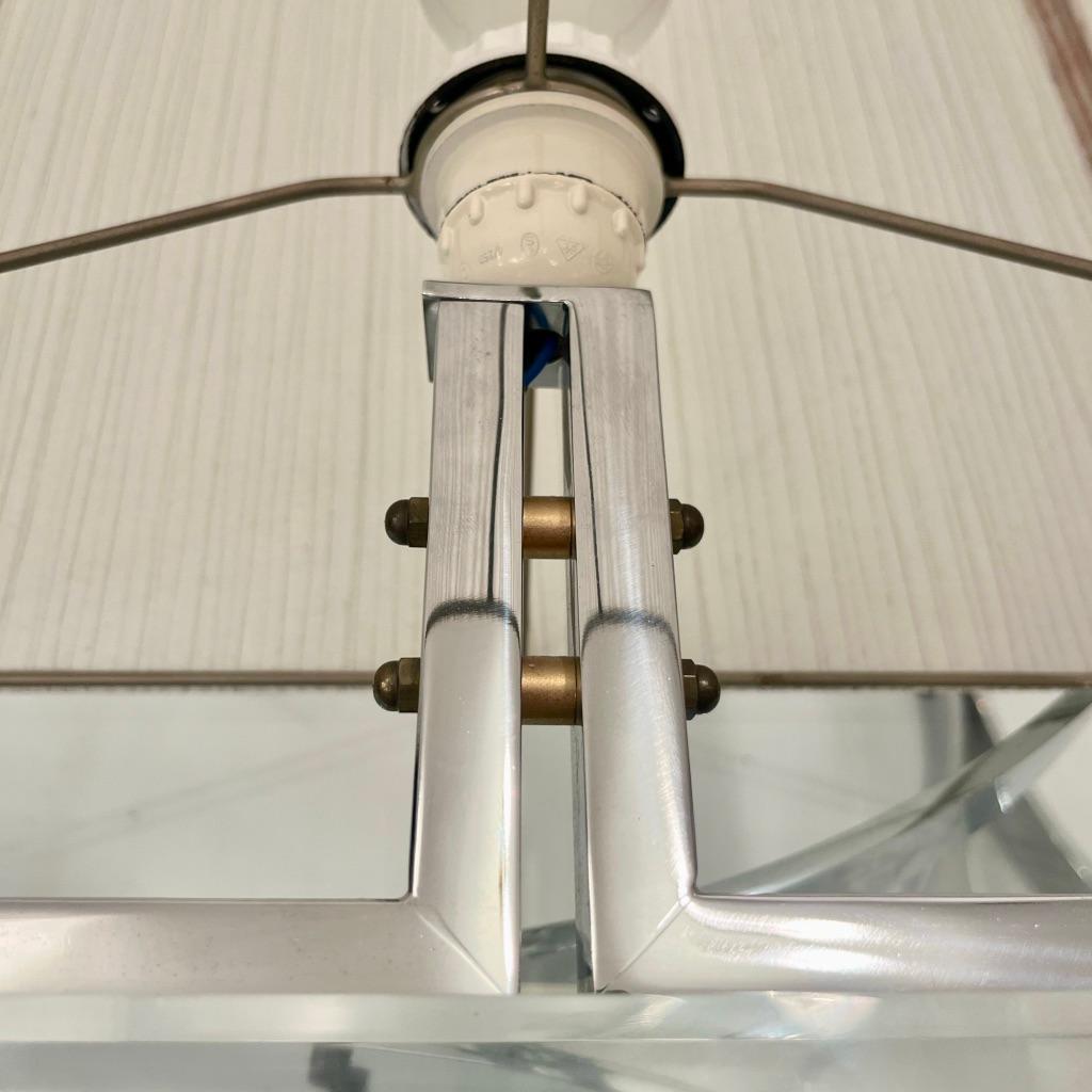 Lampe de table en chrome et acrylique de Banci, Italie, vers les années 1970 en vente 3
