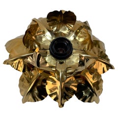 Applique italienne en forme de fleur en fer doré du milieu du siècle dernier de Banci Firenze, 1970