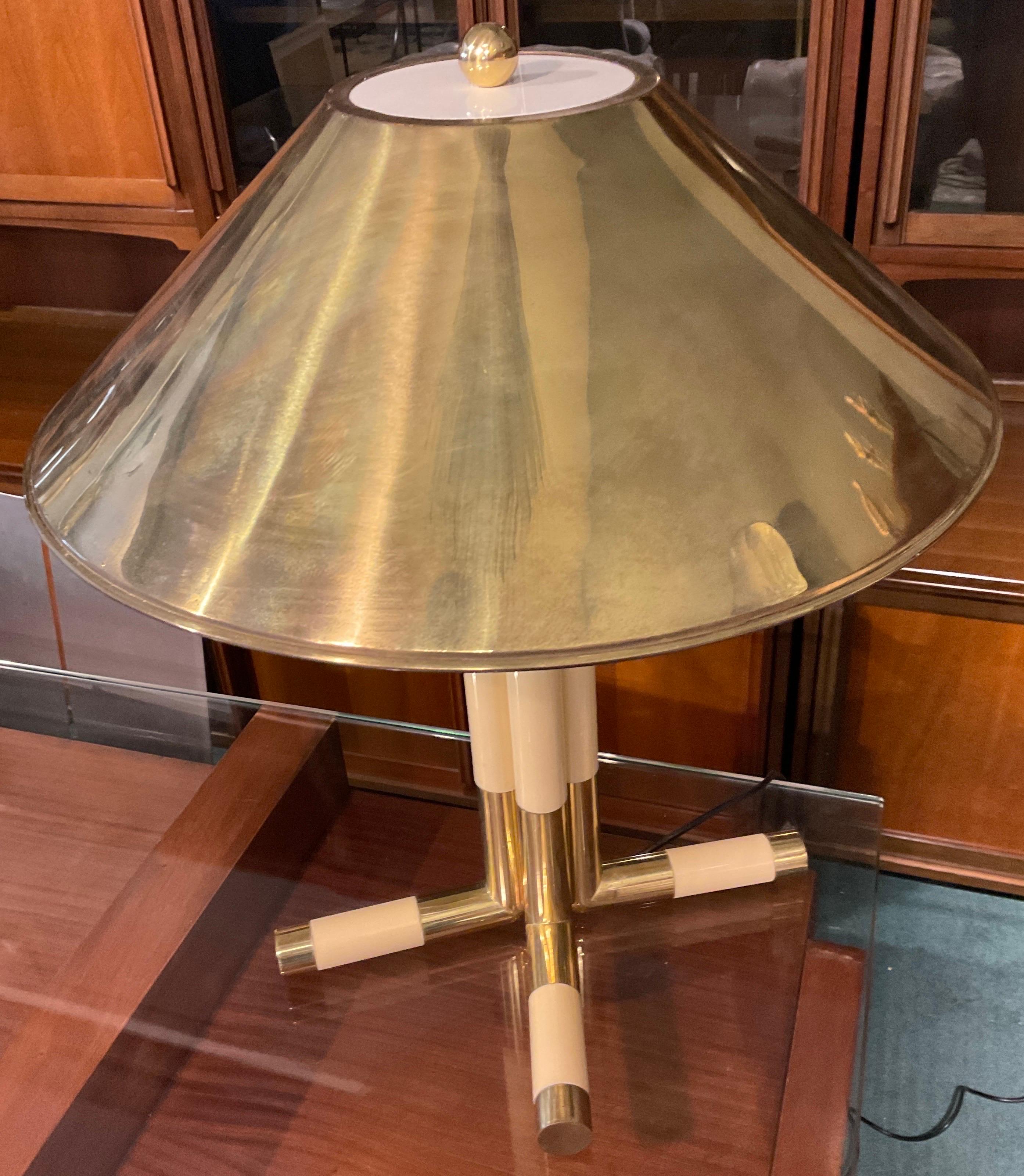 Banci Giovanni table lamp in brass and ivory, Florence 1970 For Sale 4