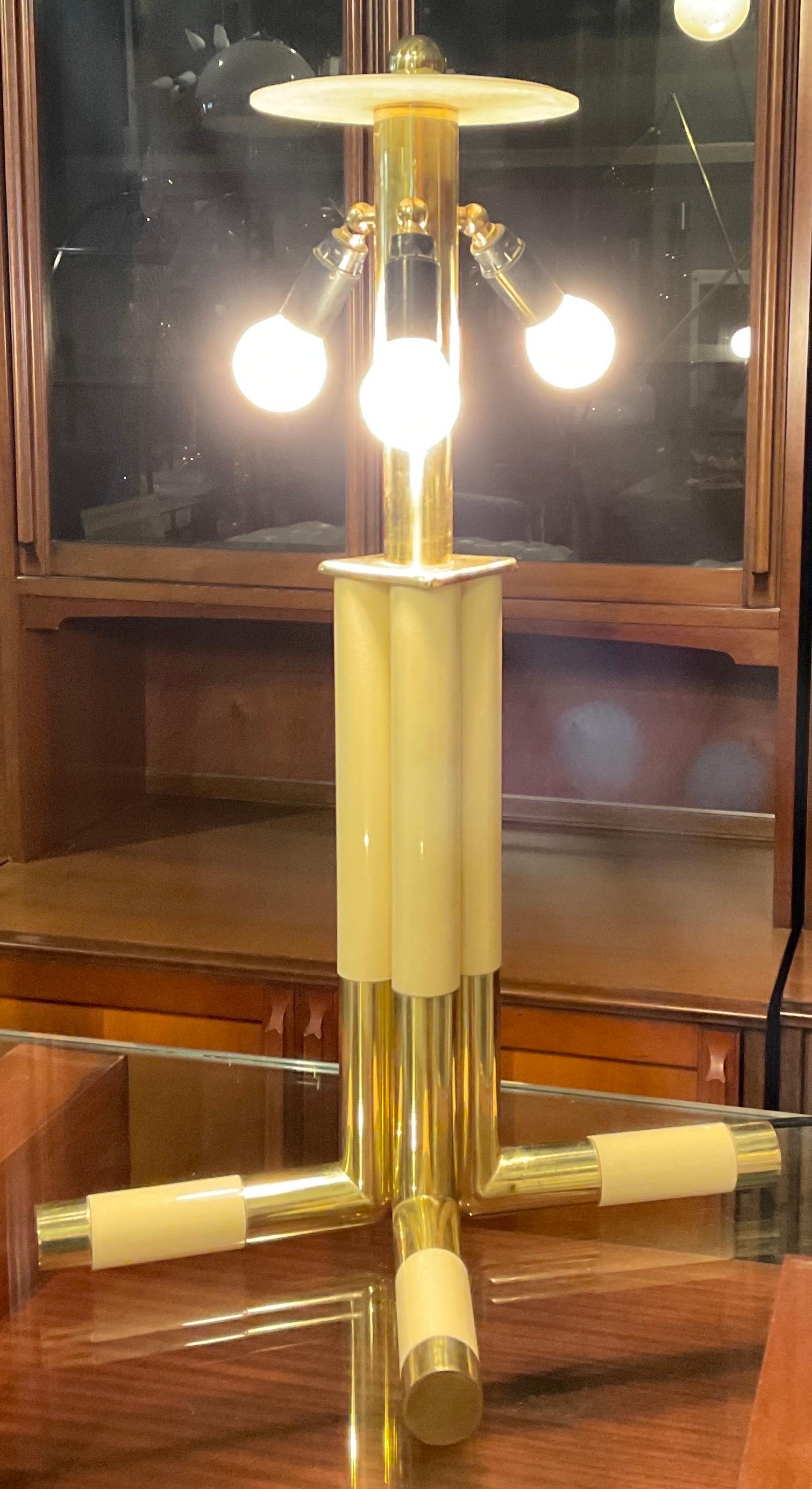 Banci Giovanni table lamp in brass and ivory, Florence 1970 For Sale 6