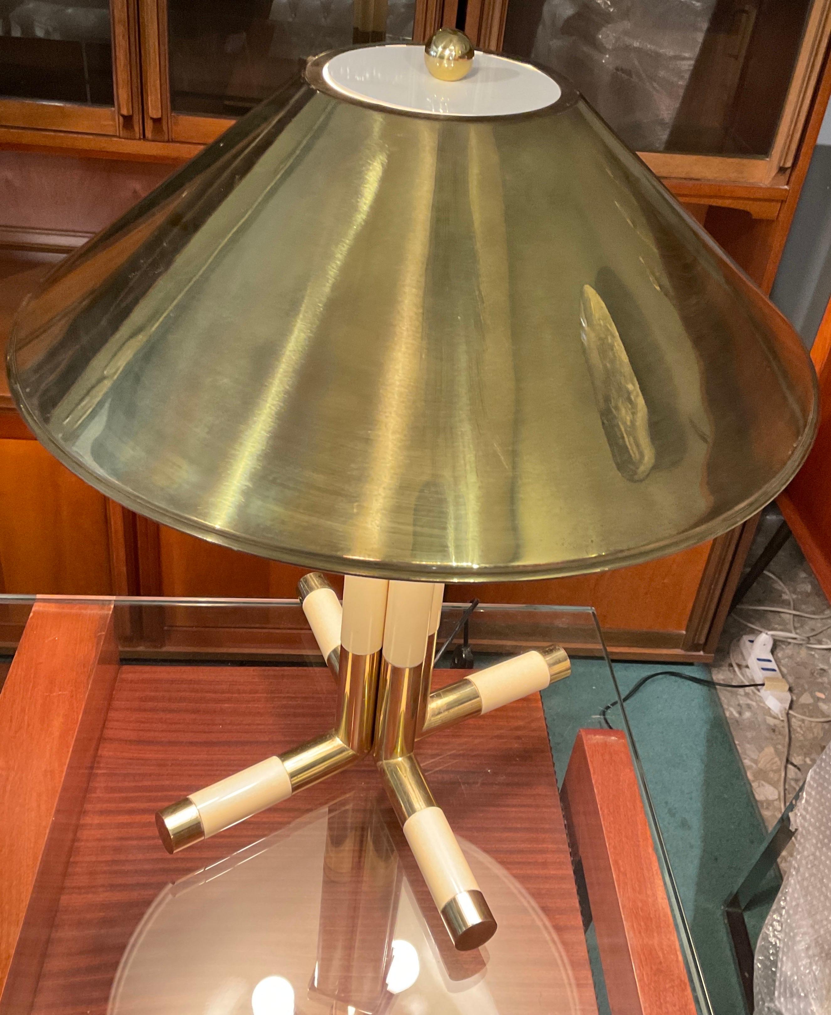 Banci Giovanni table lamp in brass and ivory, Florence 1970 In Good Condition For Sale In Catania, IT