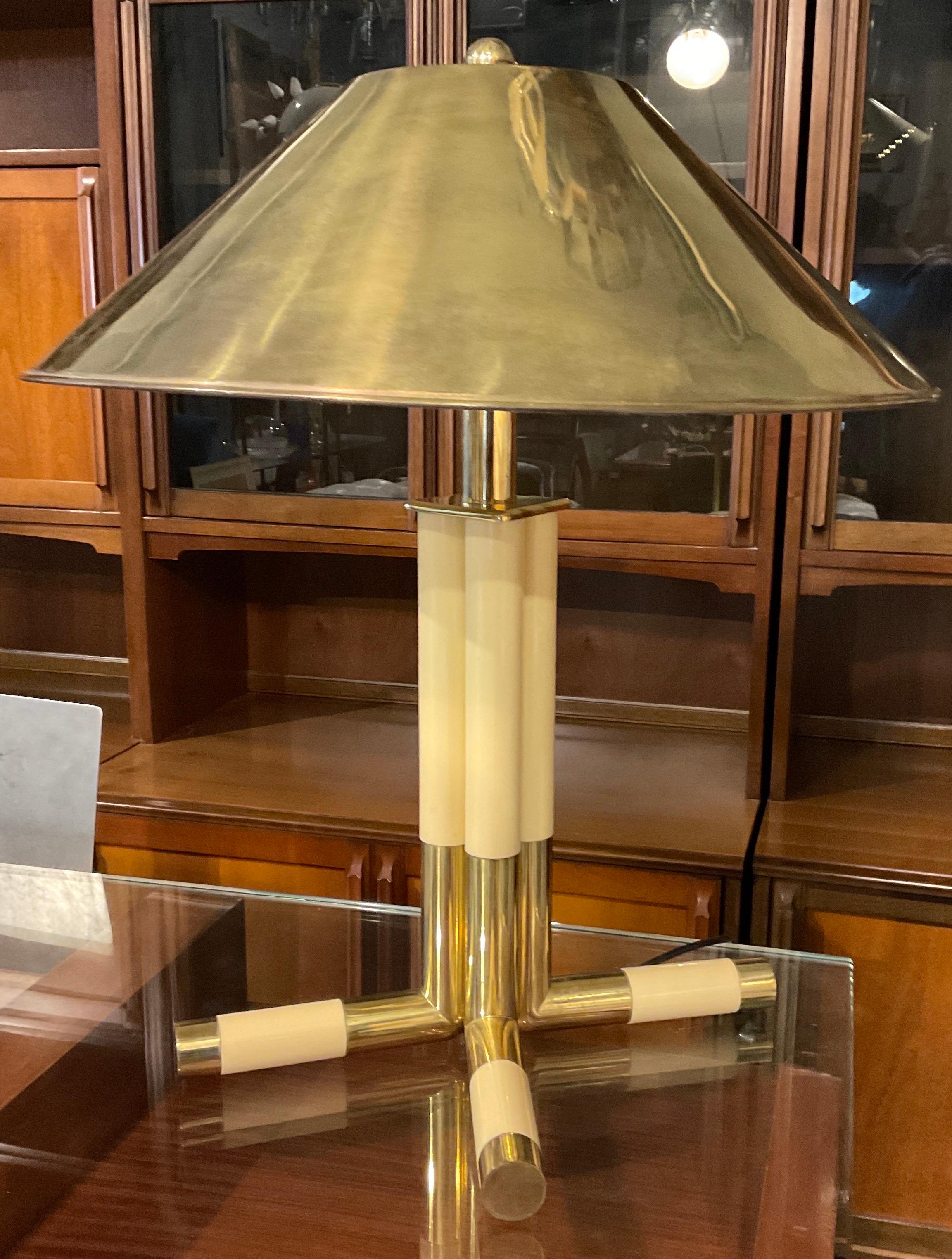 Banci Giovanni table lamp in brass and ivory, Florence 1970 For Sale 3