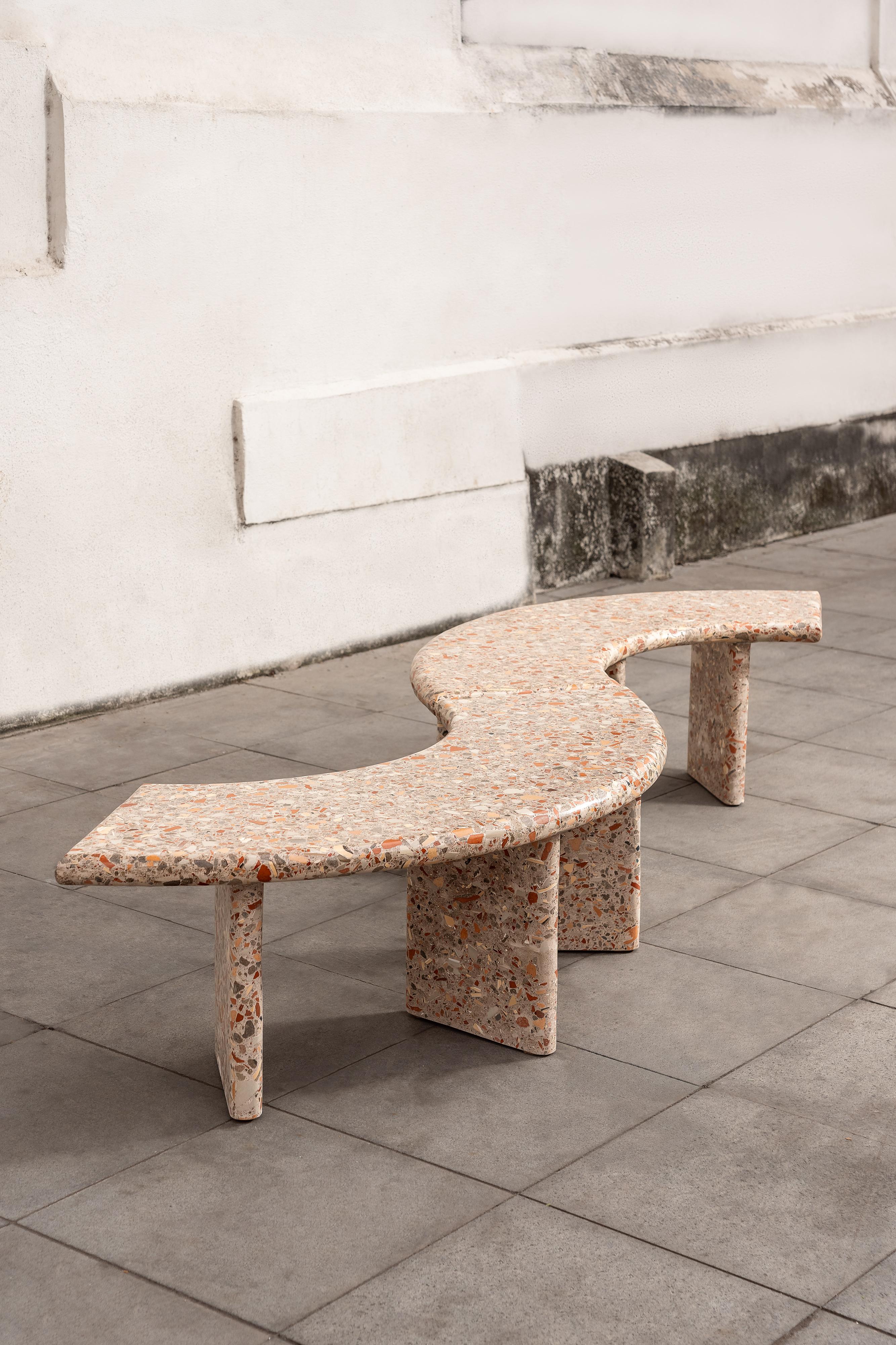 Brut Terrazzo Bench Neuf - En vente à Gamboa, RJ