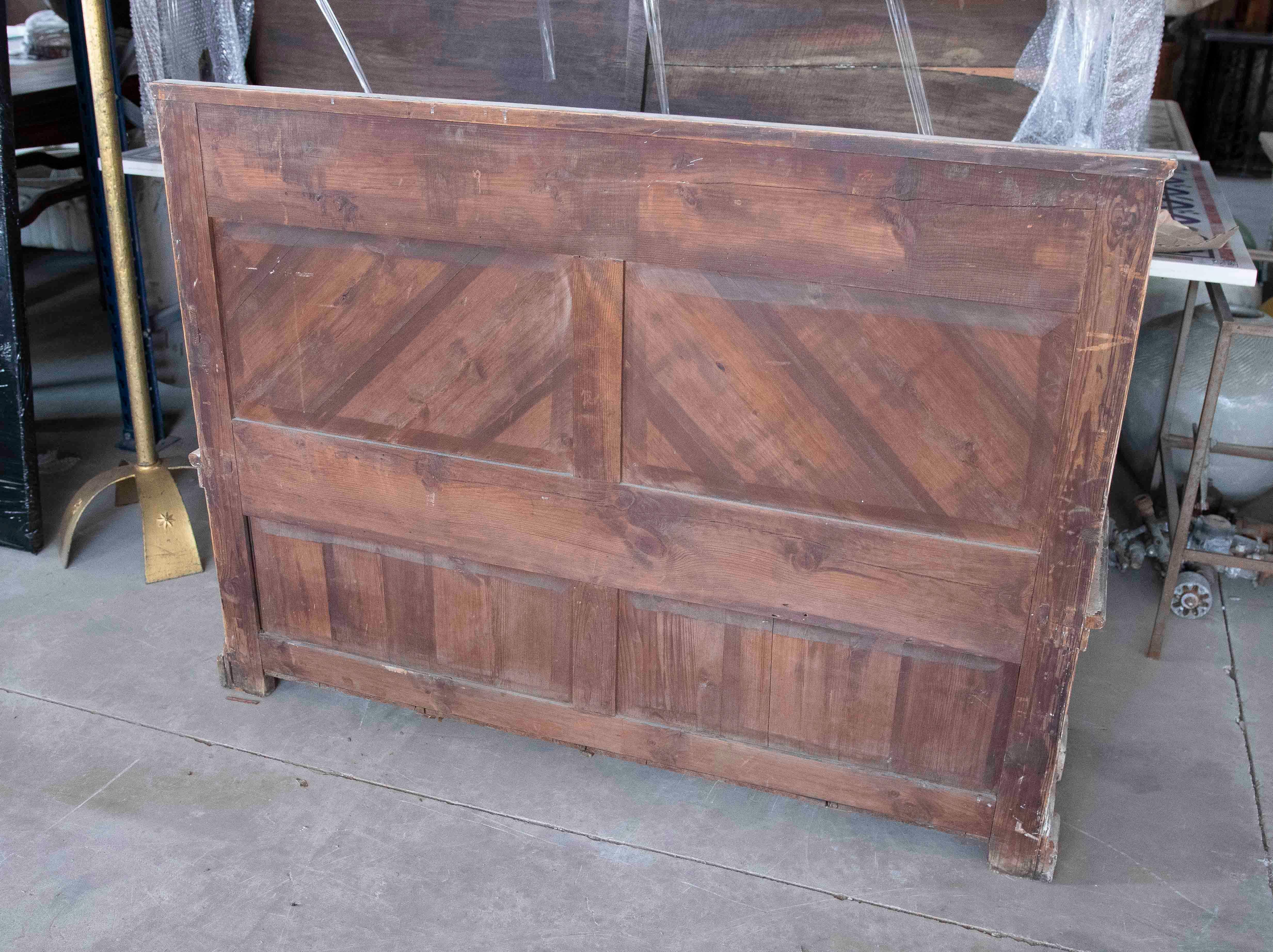 1950s Rustic Bench with Polychrome Interior Storage Trunk with Garlands For Sale 5