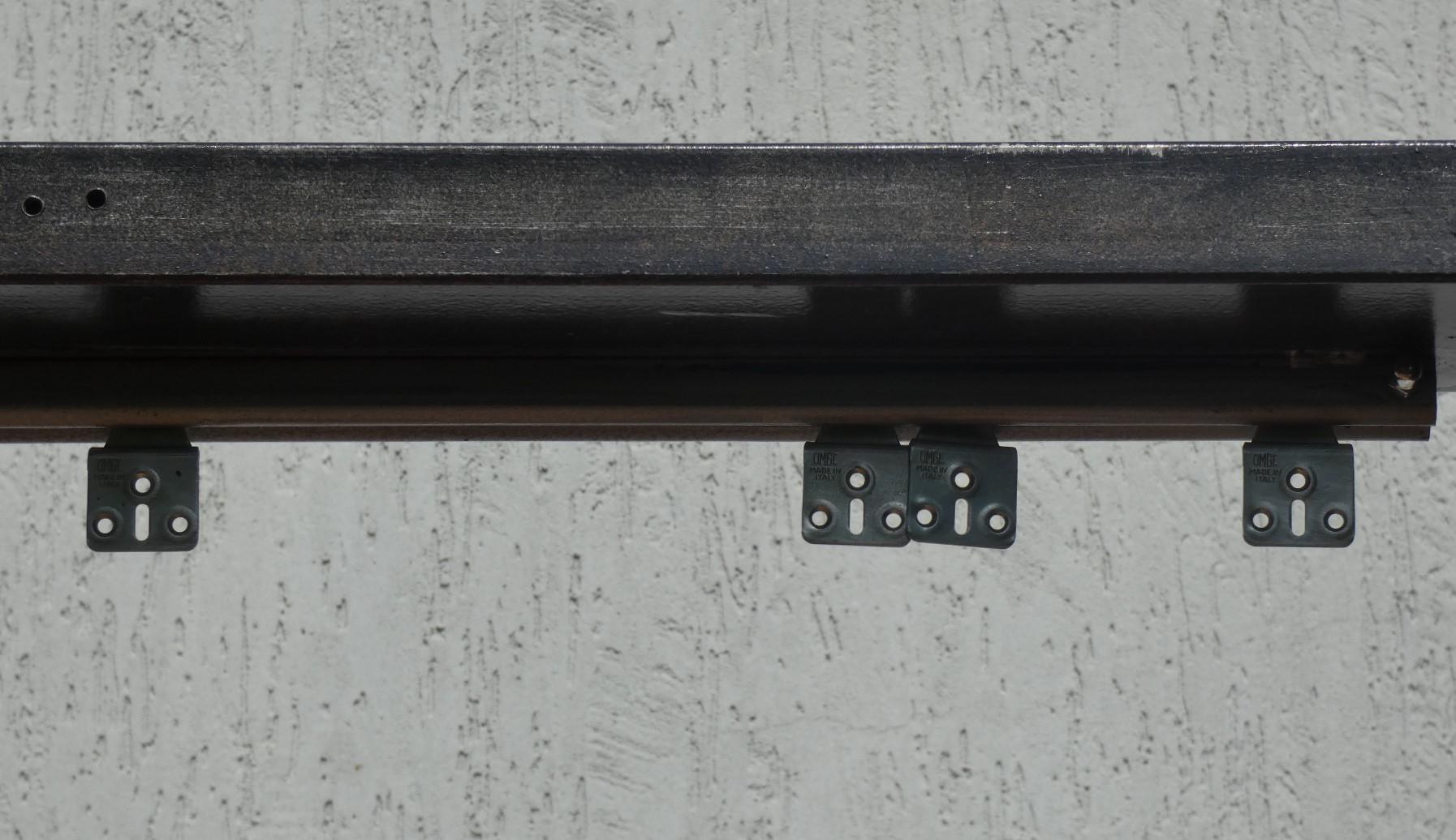 Industrieller Tresen aus Stahl und Nussbaum, Officina di Ricerca, 1970er Jahre (Poliert) im Angebot
