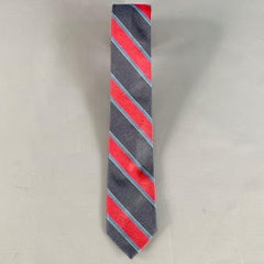 BAND OF OUTSIDERS Corbata de seda a rayas diagonales azul marino rojo verde