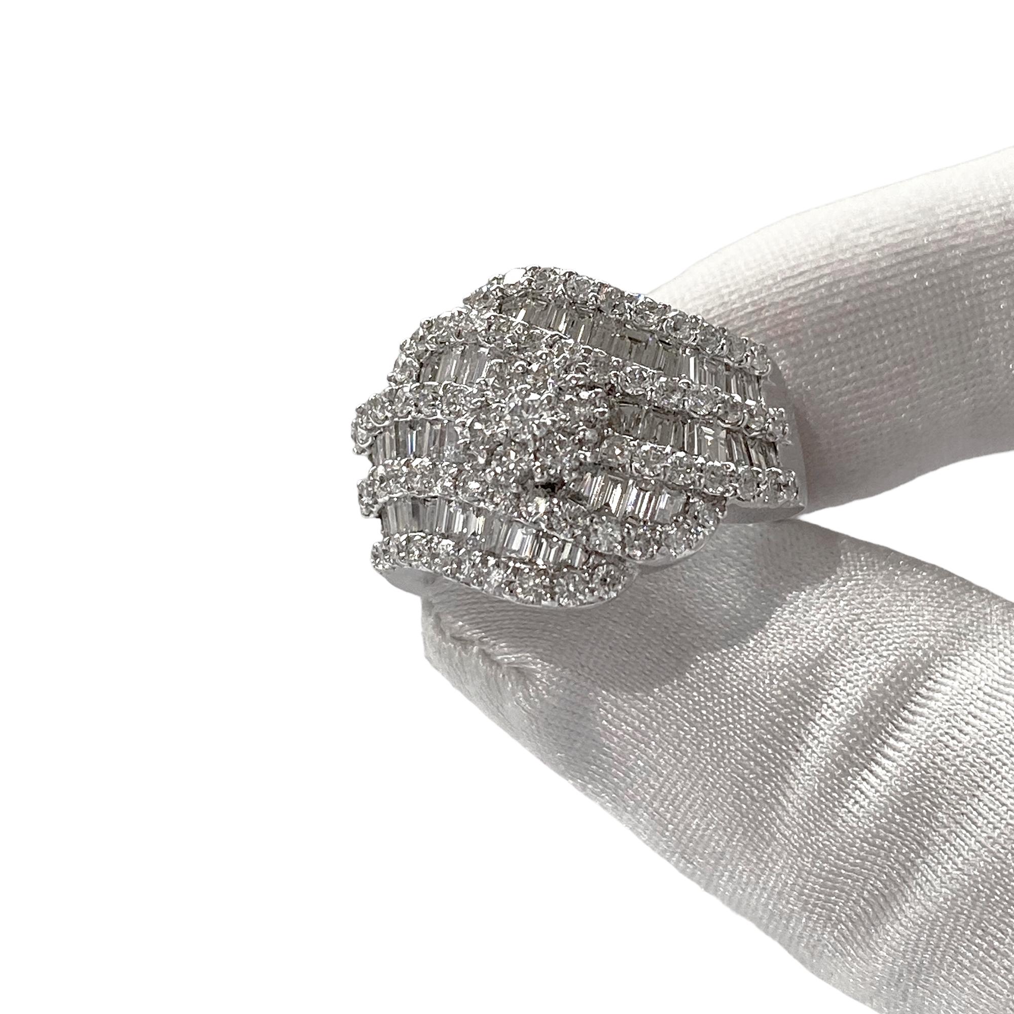 Band Pavè Ring mit natürlichen Diamanten, 18Kt Weißgold, Made in Italy, Vintage im Zustand „Hervorragend“ im Angebot in Vicenza, VI