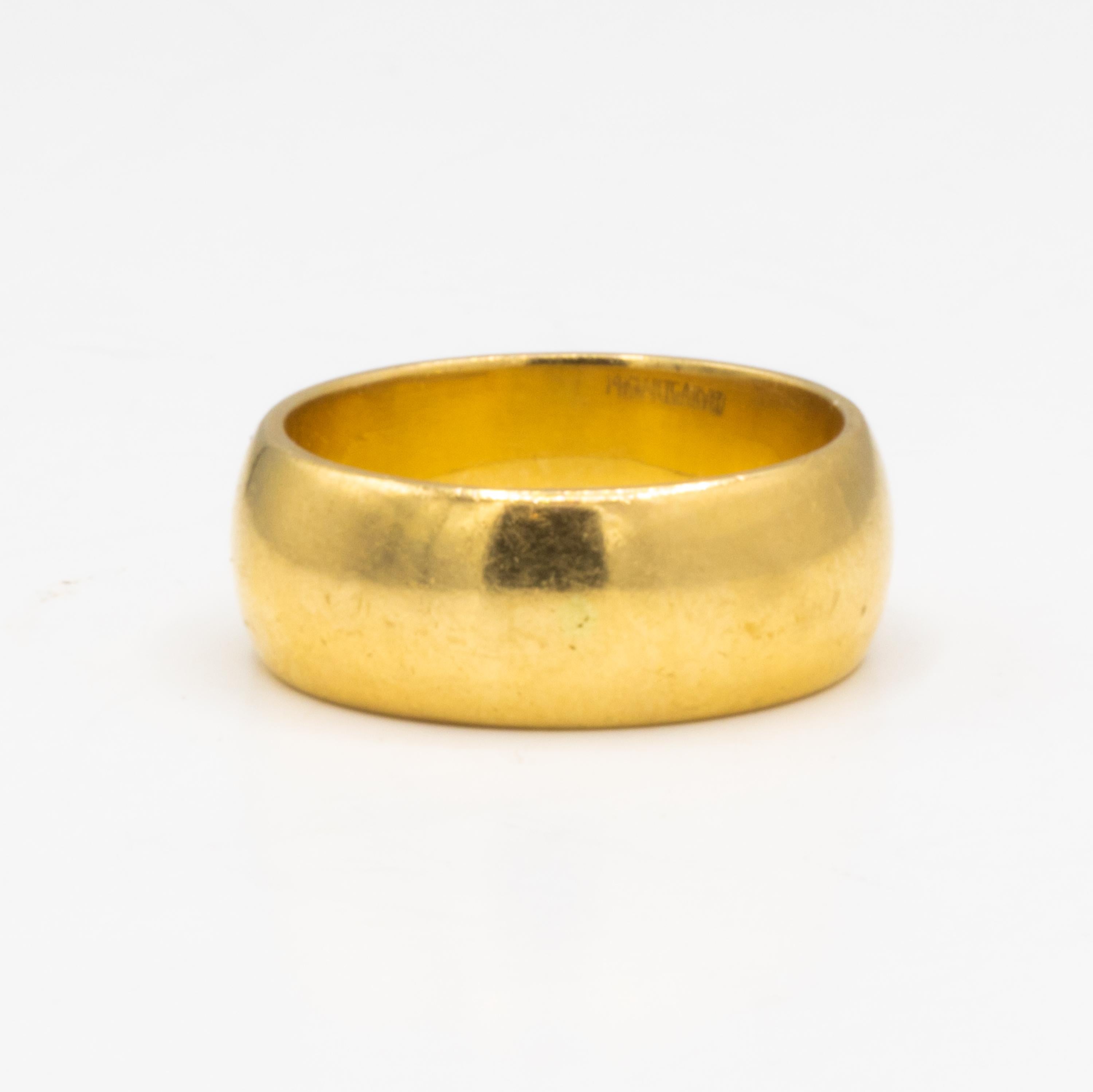 Modern Band Ring 18 Karat Yellow Gold