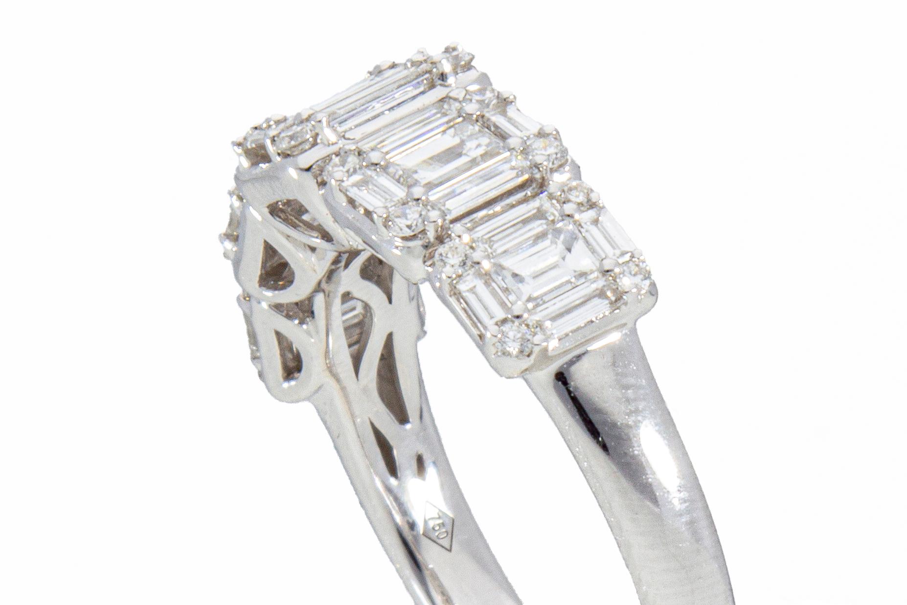 Women's Band Engagement Ring Ct 1.47 of Brilliant and Baguette Cut Diamonds For Sale