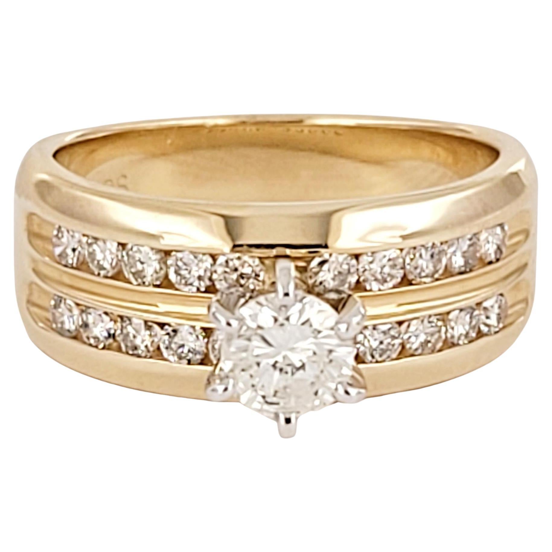 Band Ring in 14K Yellow Gold with Diamonds