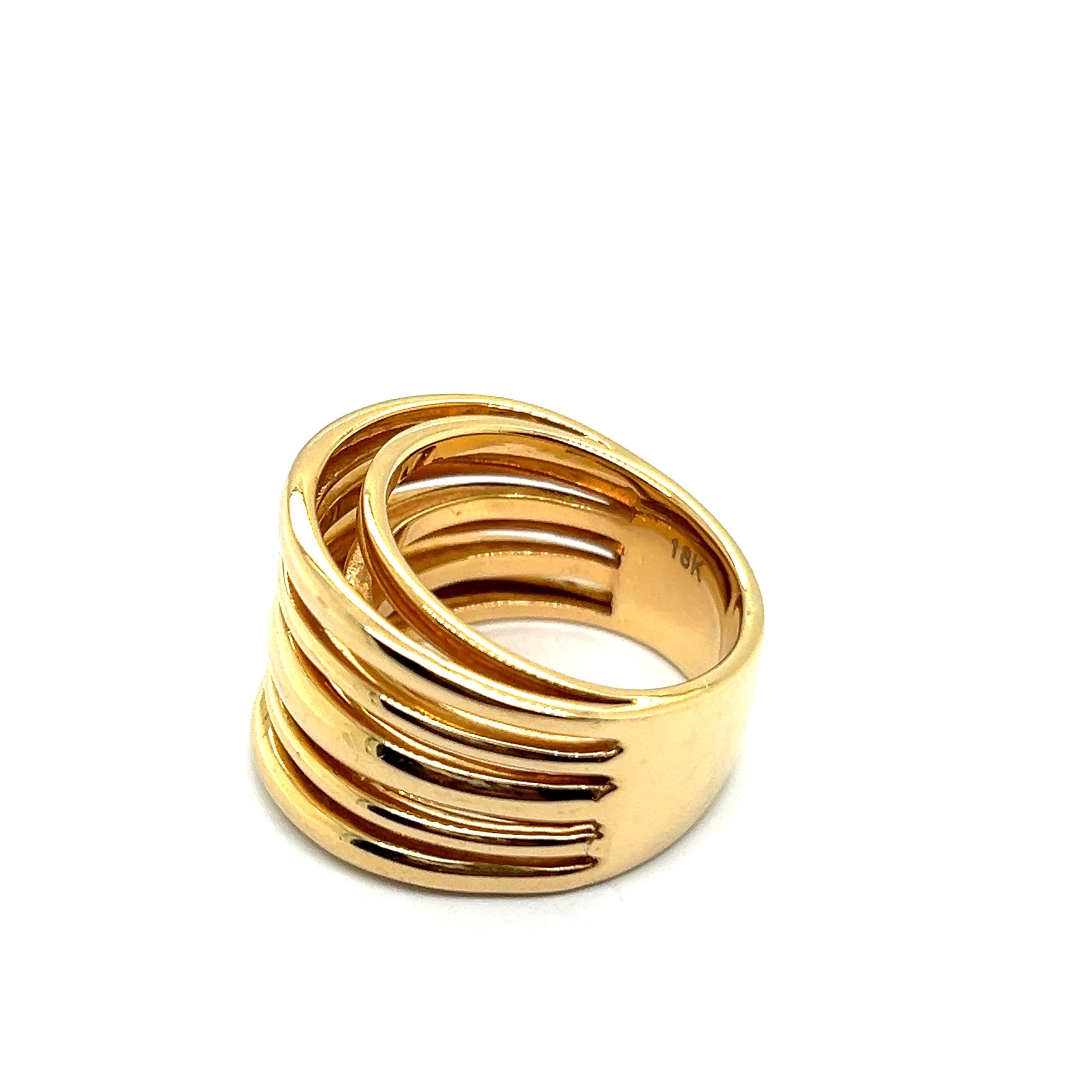 Modern Band Ring in 18 Karat Yellow Gold For Sale