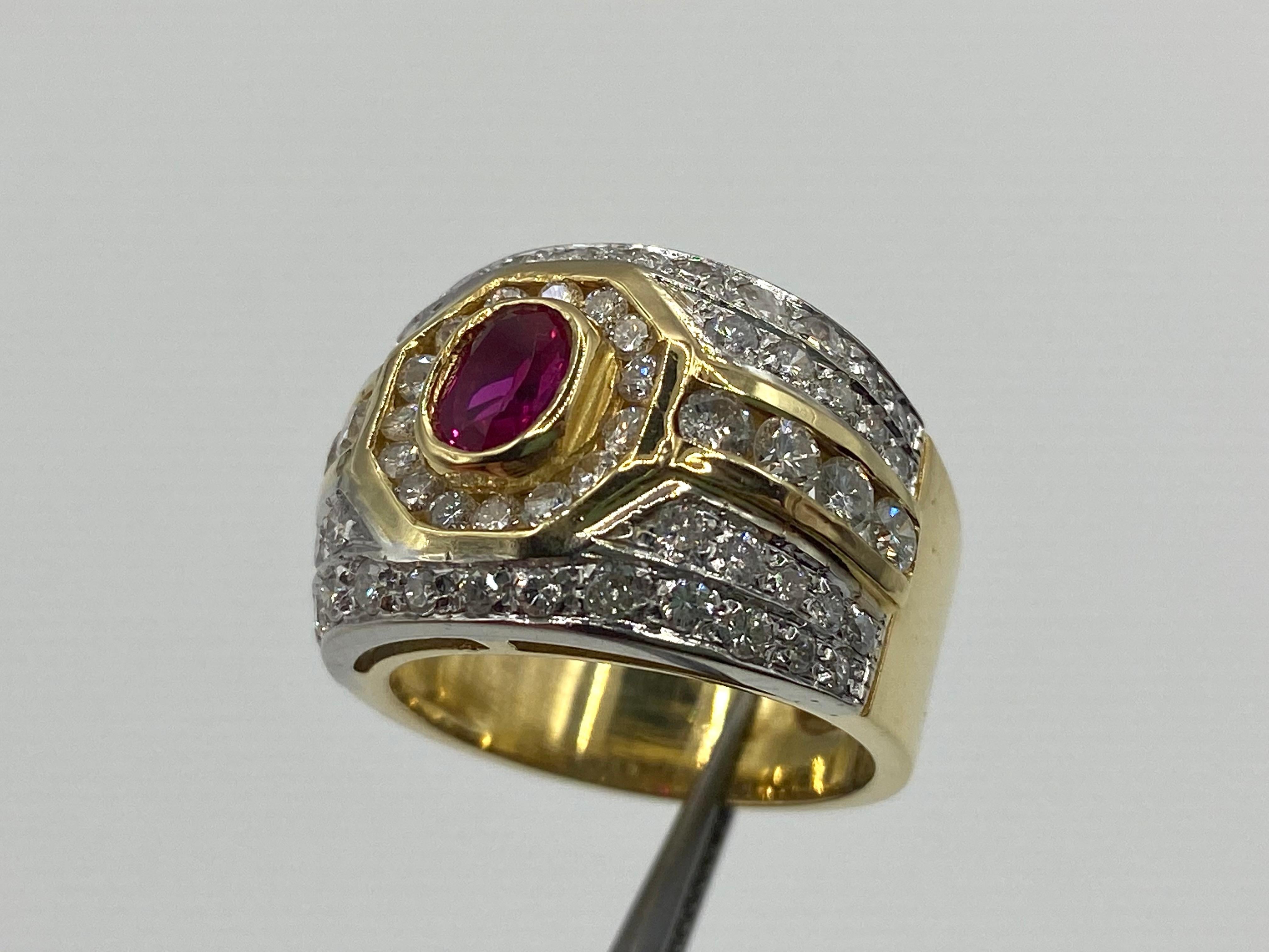 Women's or Men's Band Ring in 18 Kt Gold, Ruby and Brilliant Cut Diamonds For Sale