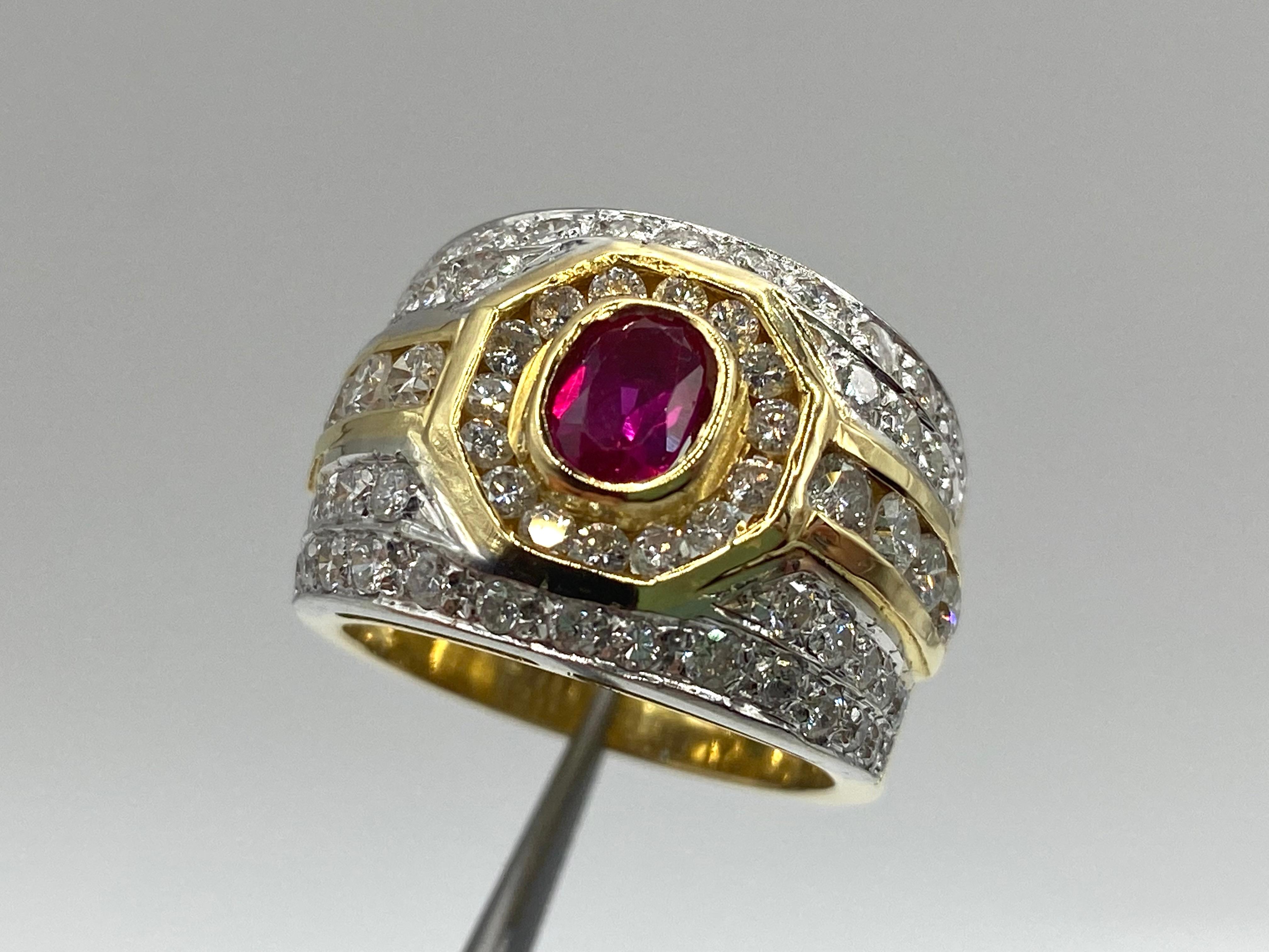 Band Ring in 18 Kt Gold, Ruby and Brilliant Cut Diamonds For Sale 2