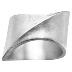 Bague à anneau en argent sterling satiné