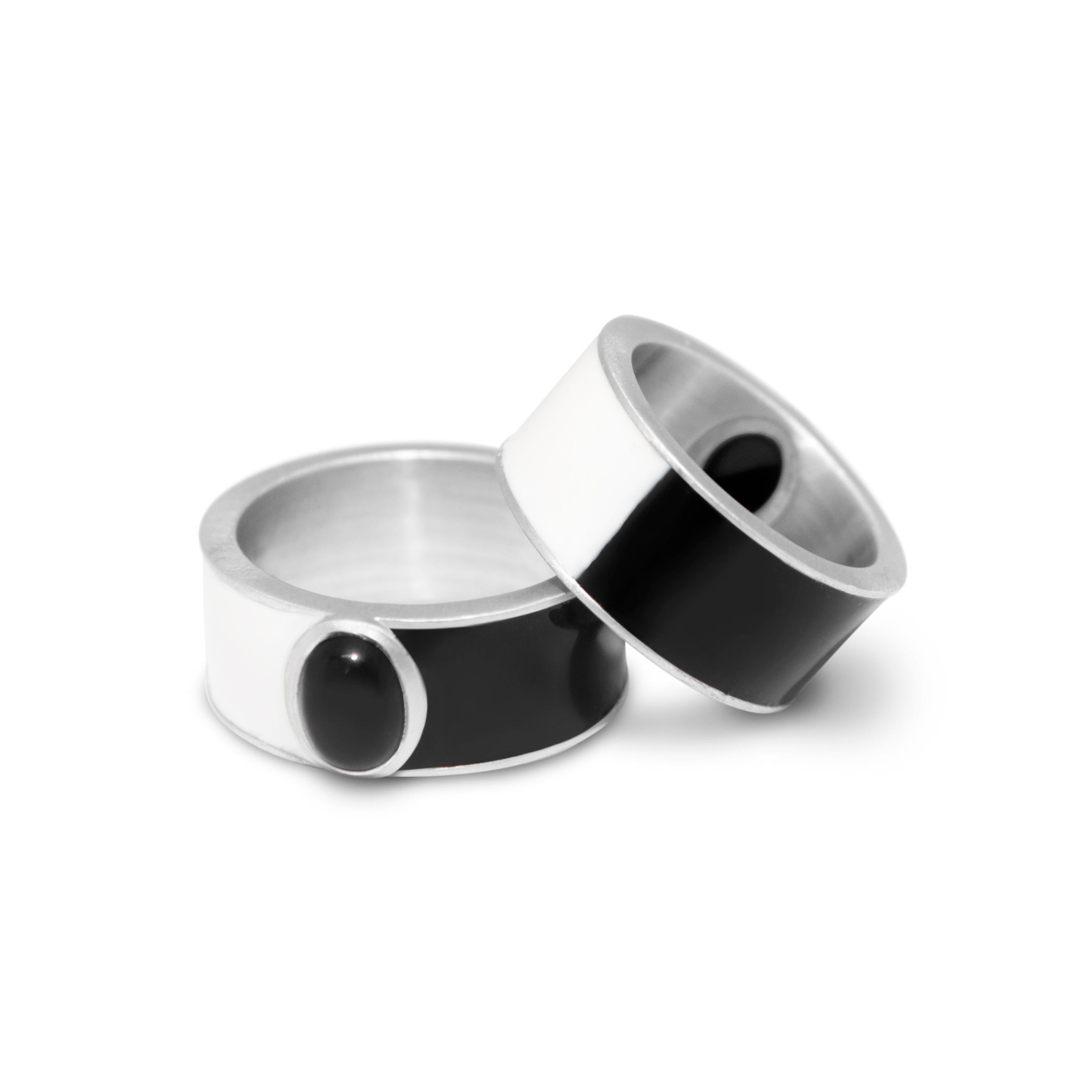 Contemporary Band Ring in Sterling Silver and Enamel with Black Onyx For Sale