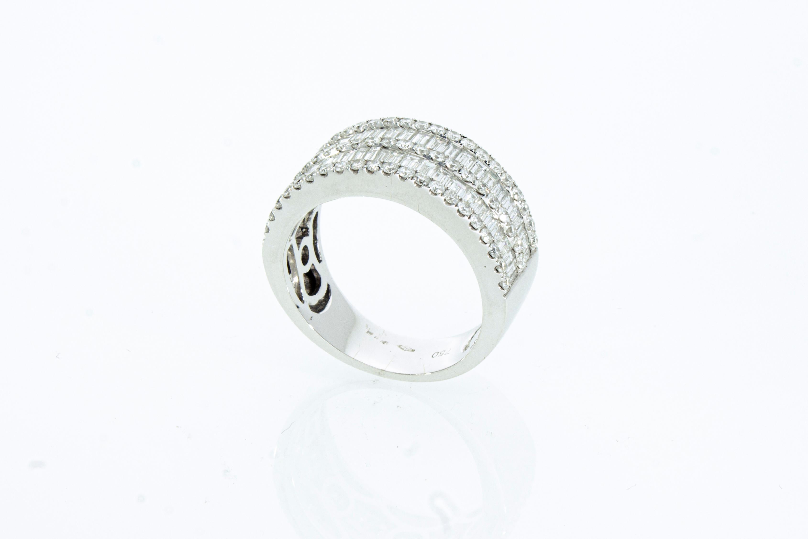 Contemporary Band Ring with 2.03 Ct of Brilliant and Baguette Cut Diamonds, 18 Kt White Gold  For Sale