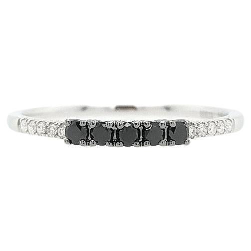 Band Ring with Black Diamonds and White Diamonds made in 18K Gold For Sale