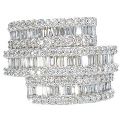 Band Ring with Ct 2.50 of Baguette and Diamond Cut Diamonds