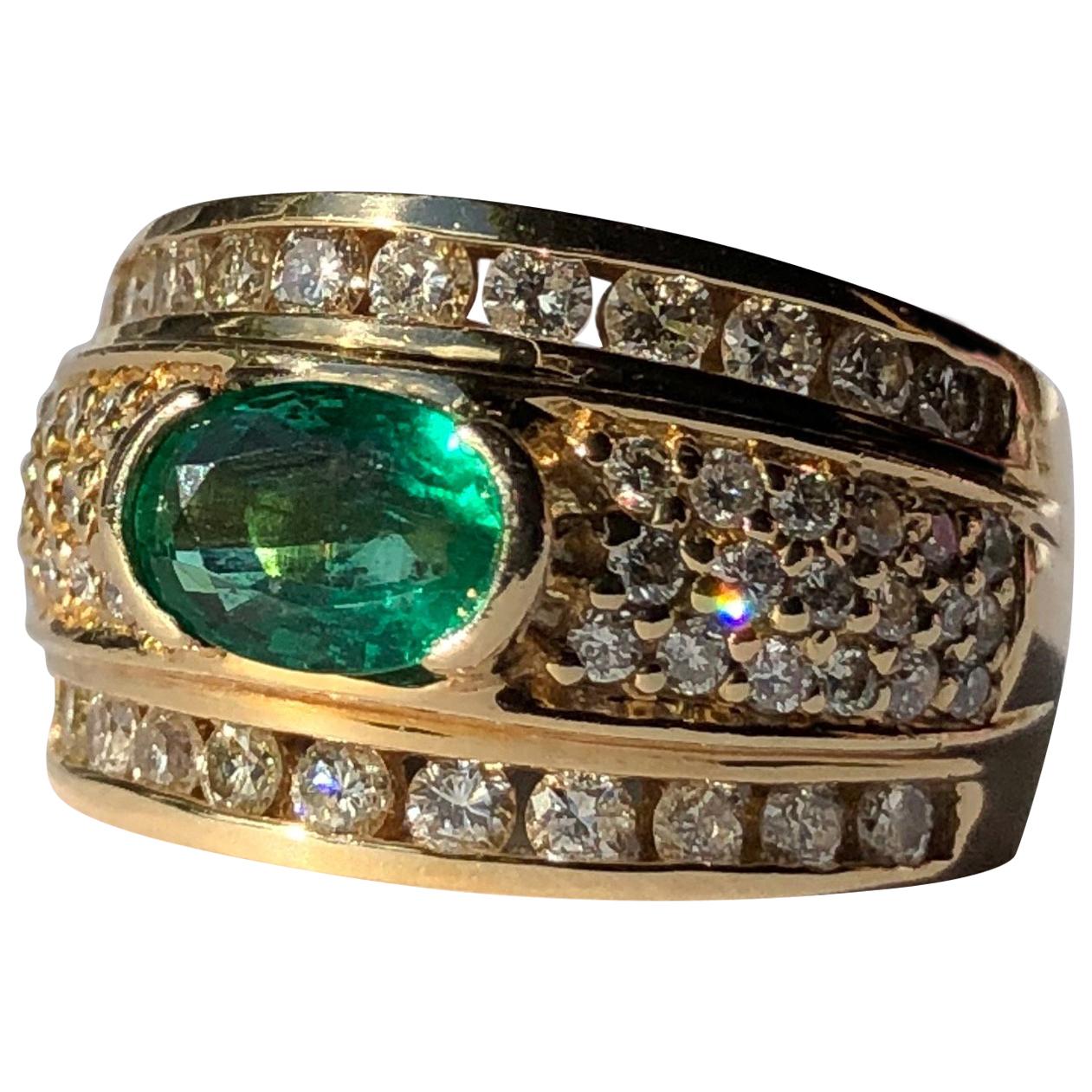 Band Ring With Oval 1ct Emerald 1.50ct Round Brilliant Cut Diamonds 18k Gold For Sale