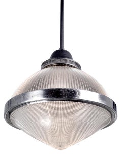 Banded Acorn Holophanes