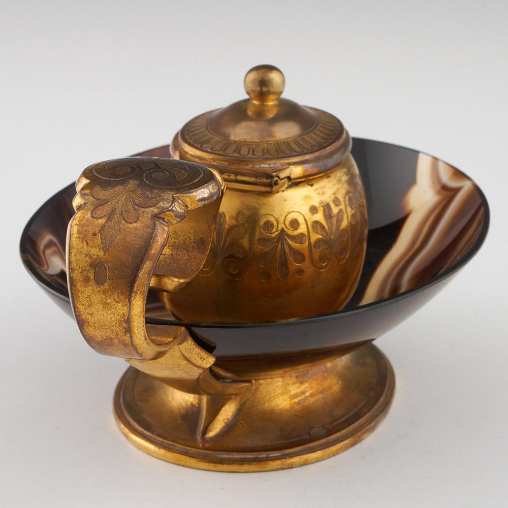 Fine XIX secolo Calamaio antico in agata e ormolu a bande, 1895 ca. in vendita