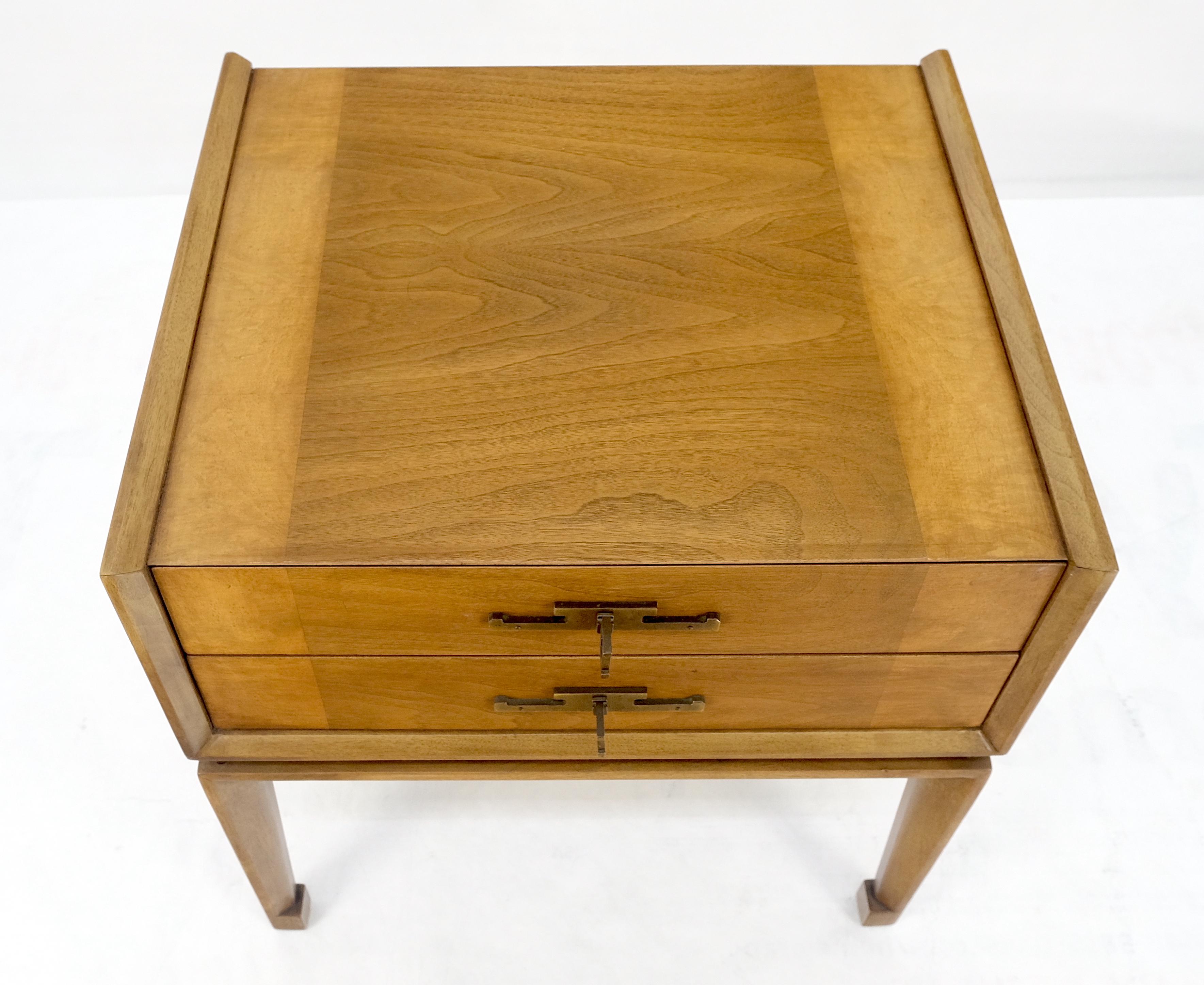 (a) Gallery Gallery Top Bracket Legs Floating 2 Drawer Walnut Night Stand End Table MINT