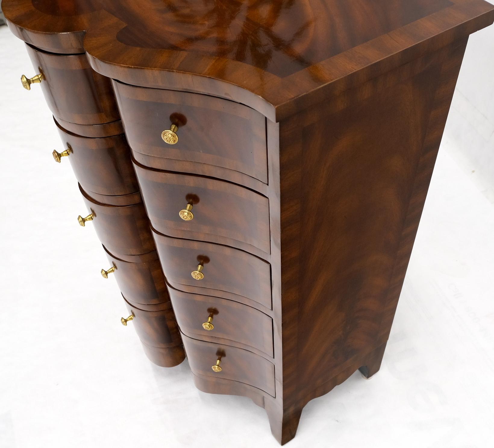 Banded Top Serpentine Front 5 Drawers Petite Commode Bachelor Chest Dresser 3