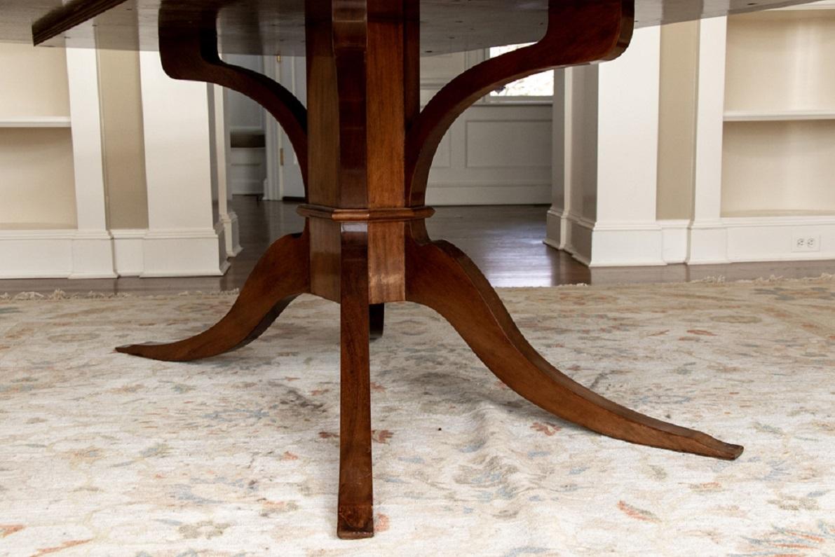 Regency Banded Walnut Dining Table with Ornate Carved Pedestal Base For Sale